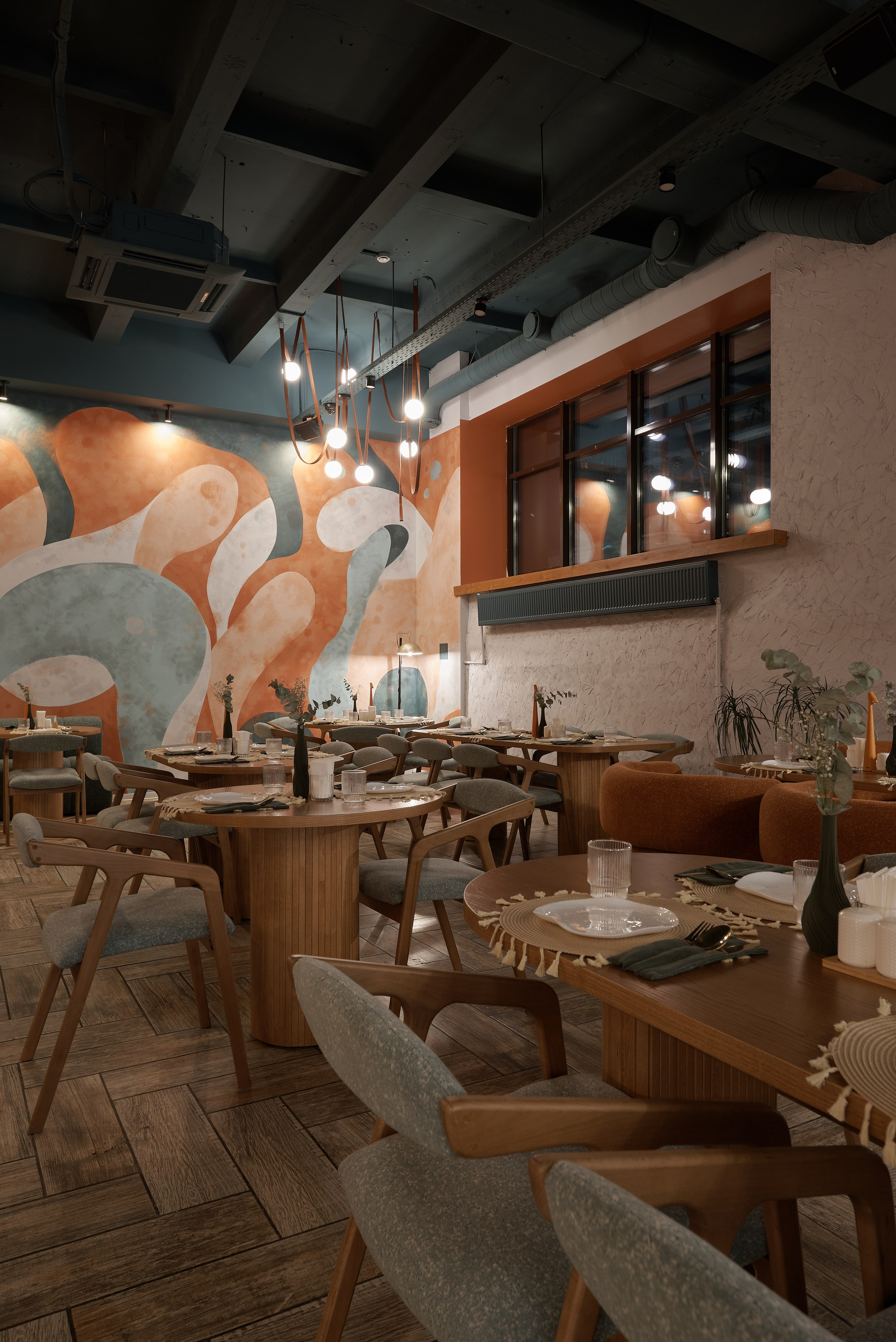 Интерьерная фотосъемка ресторана Ива и Олива Челябинск. Абросимов Лев интерьерный и архитектурный фотограф