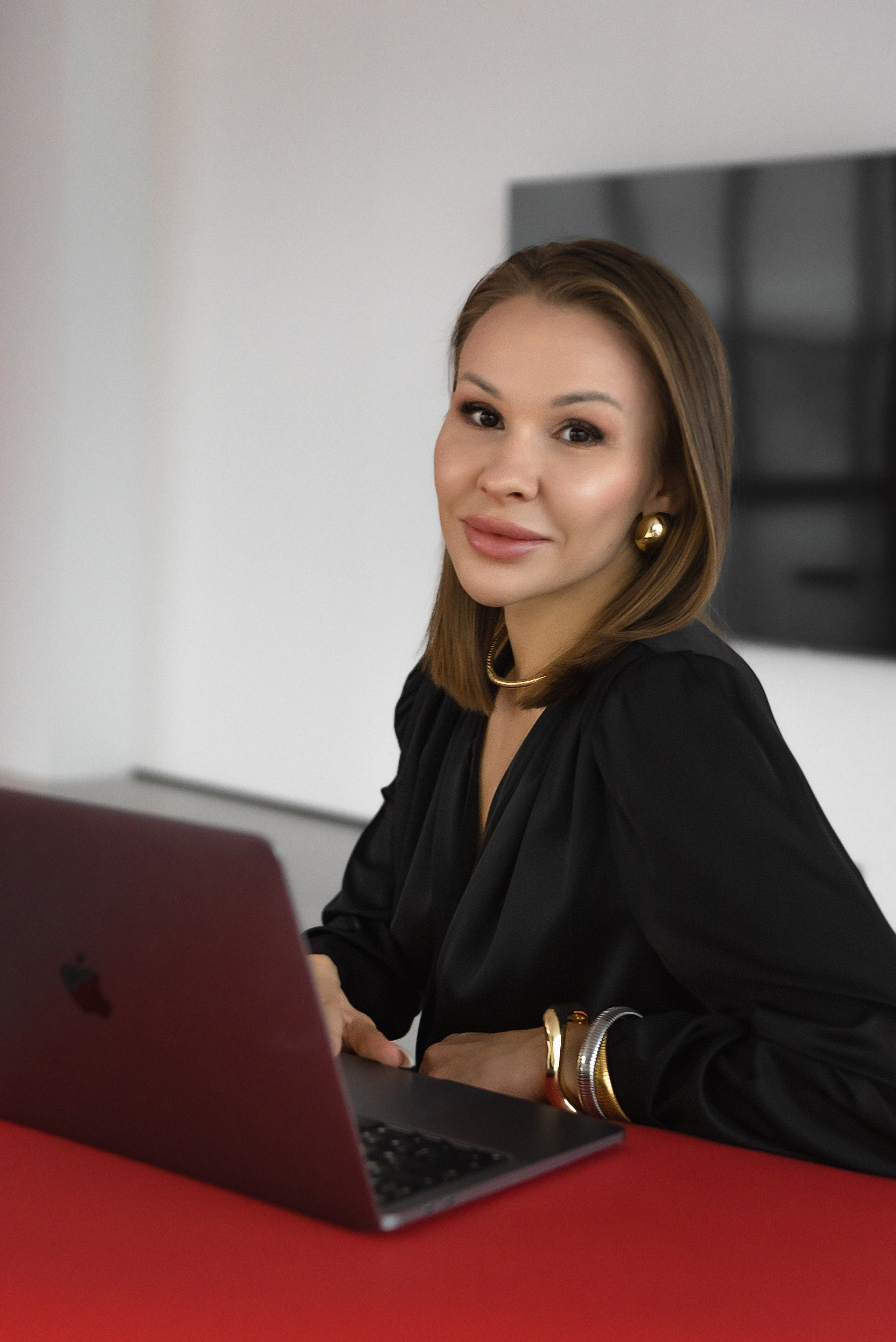 Бренд съемка для инвест брокера. КОНТЕНТ |БРЕНД фотограф Санкт-Петербург — Жанна Олтаржевская