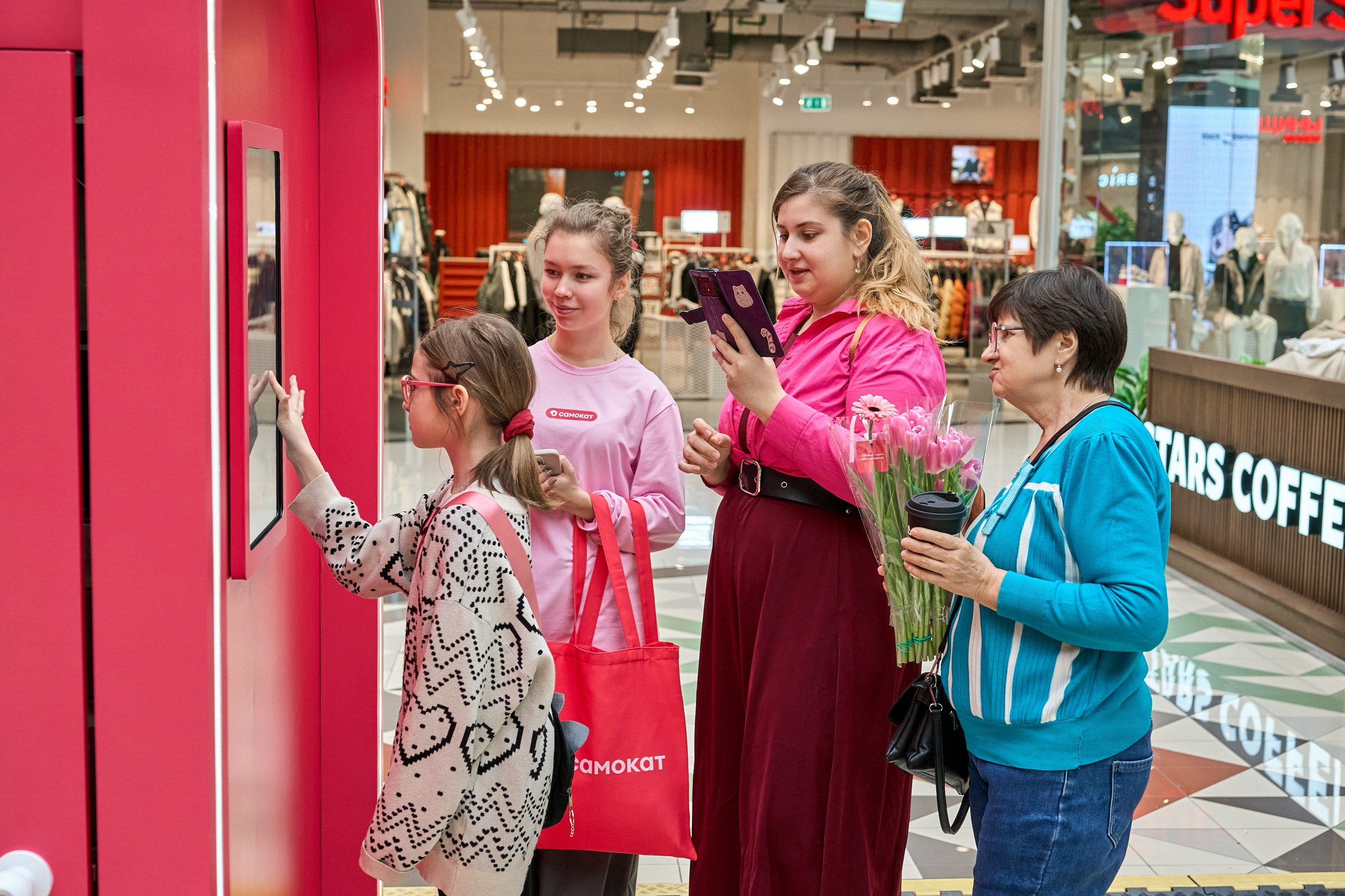 8 марта, Самокат. Контент-фотограф в Москве Тима Забабурин