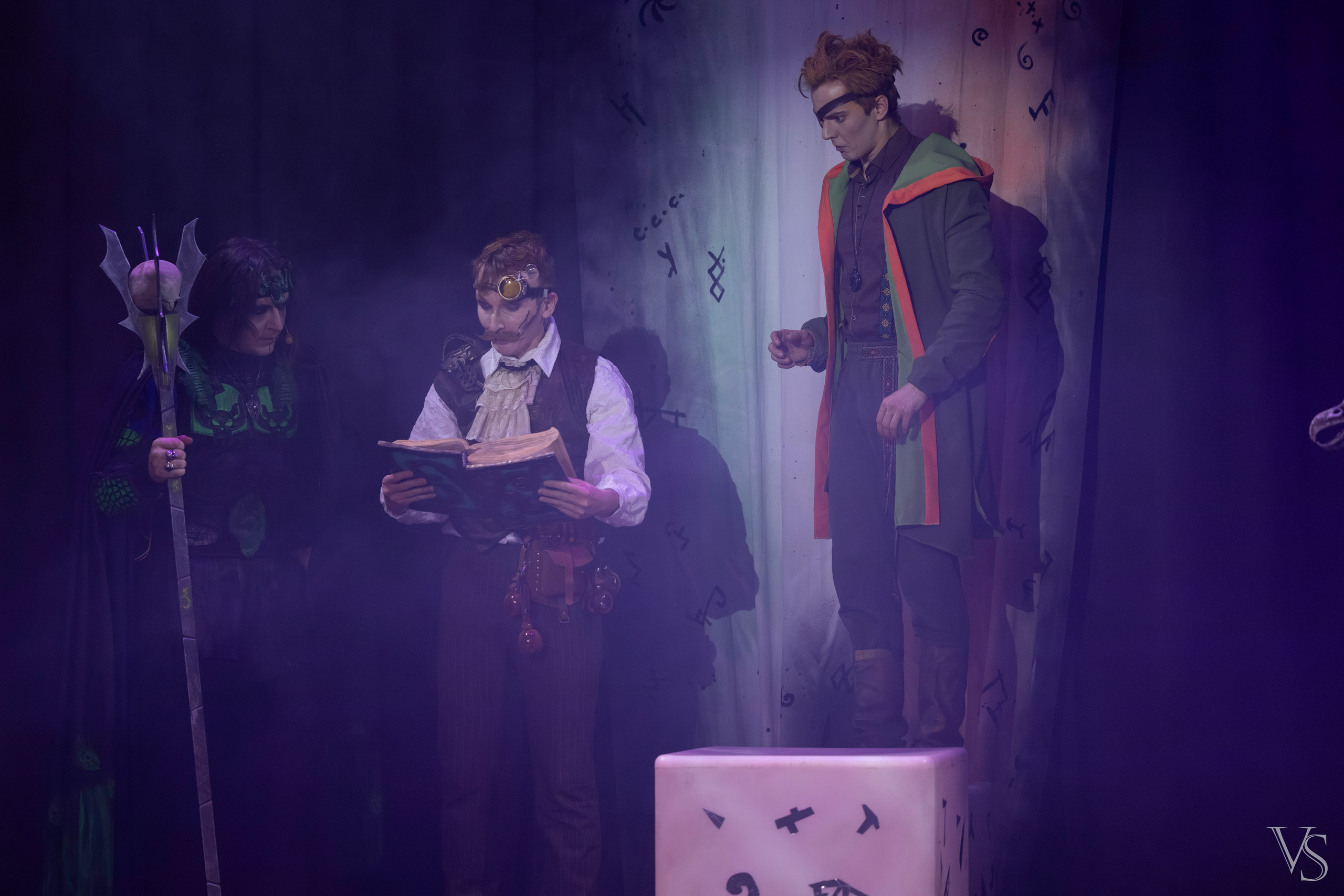 Книга стихий 25.01. Фотограф Виктор Степанов