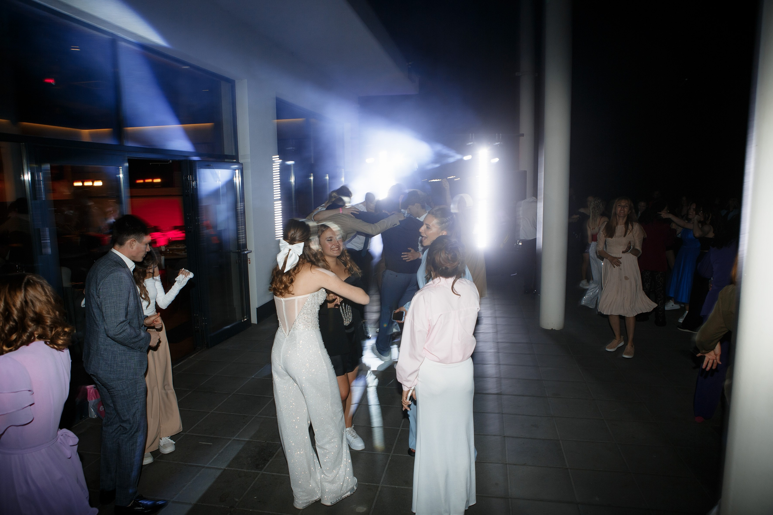 Выпускной Гимназия 12 2024 OpenHouse. Свадебный и портретный Фотограф в Липецке Дмитрий Котюков