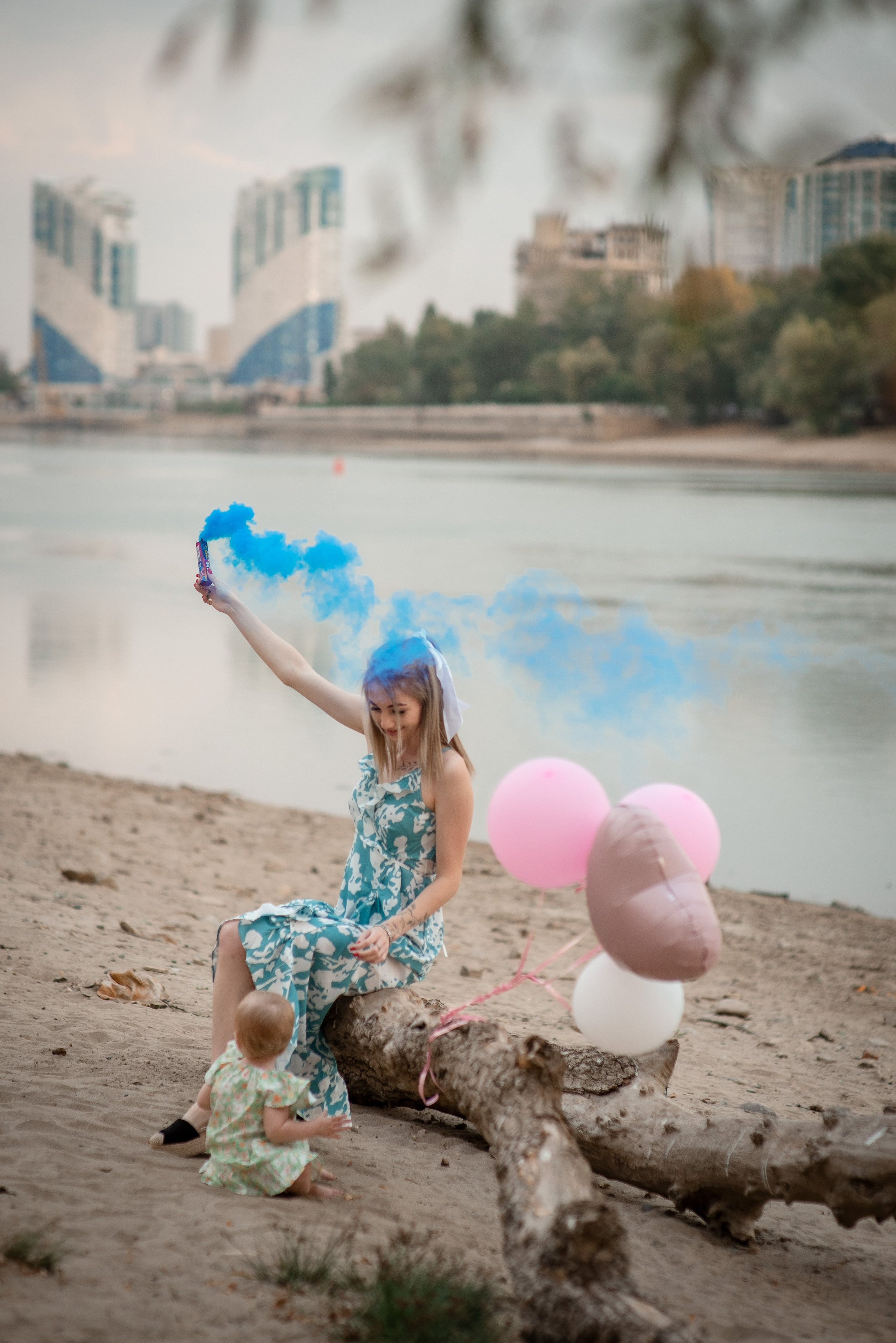 Фотосессия мама с дочкой_река Кубань (цветокор). Детский и семейный фотограф Краснодар / Сочи Сергеева Олеся