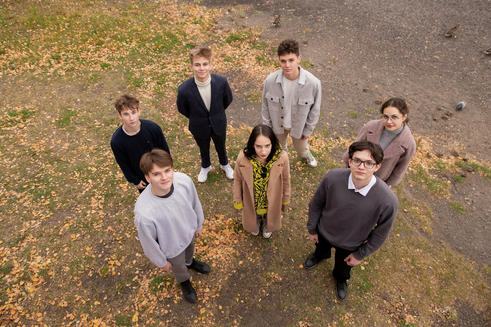 Осенняя фотосессия для выпускного альбома 11а класса 8 гимназии. СИГМА | Студия выпускных альбомов Красноярск