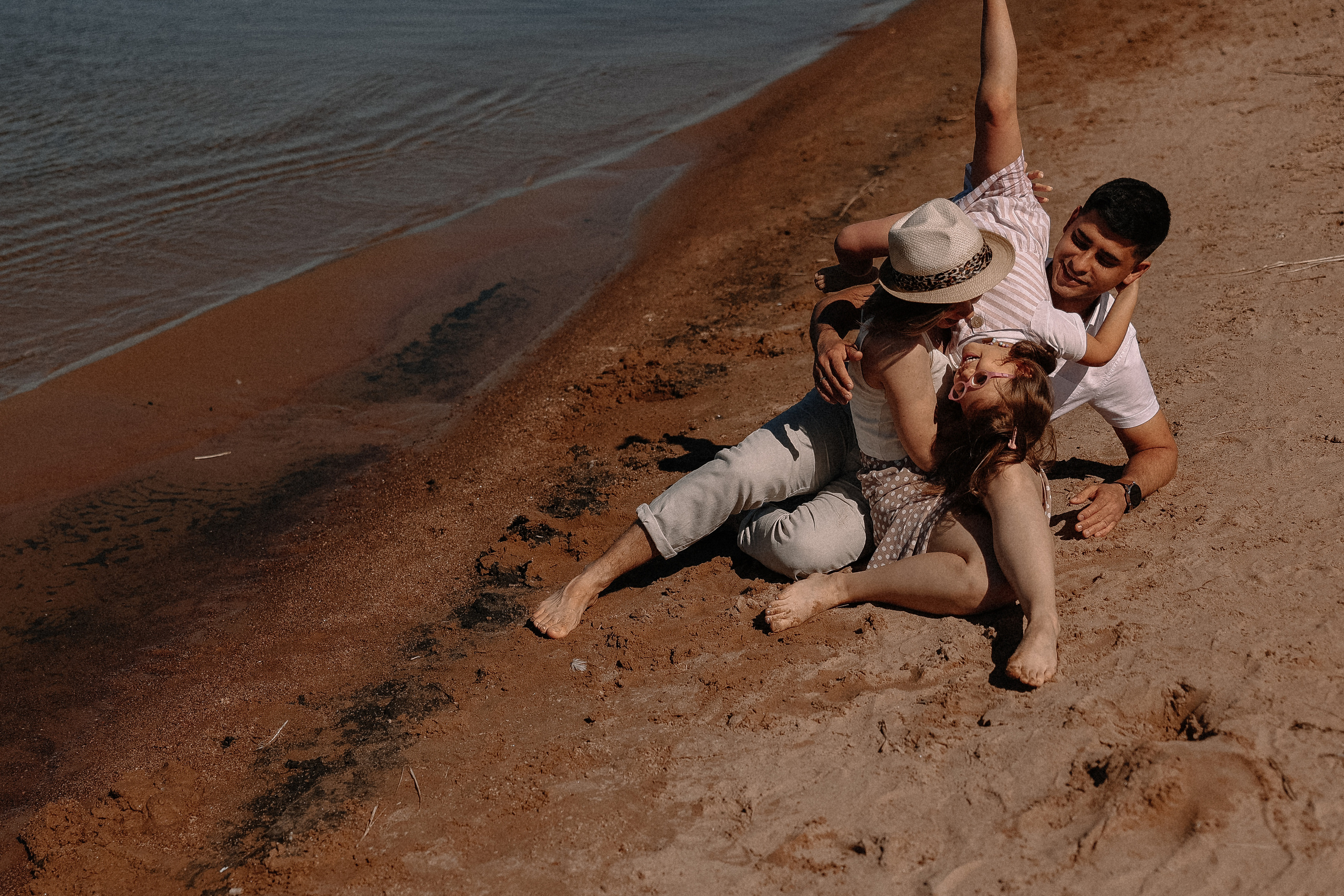 Берег Питерского моря. Свадебный и семейный Фотограф Денис Кошель