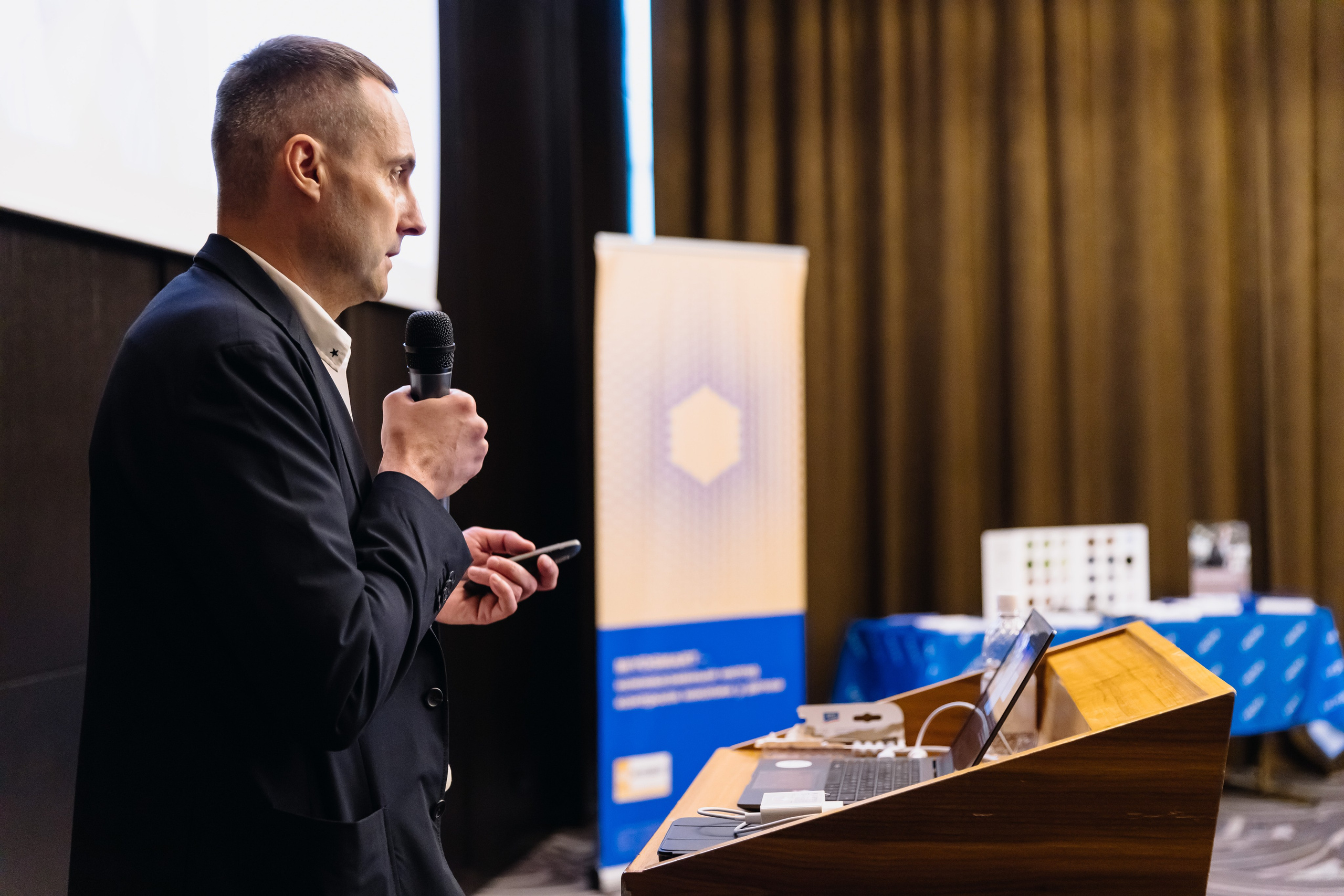 Конференция HOYA для партнёров. Главная