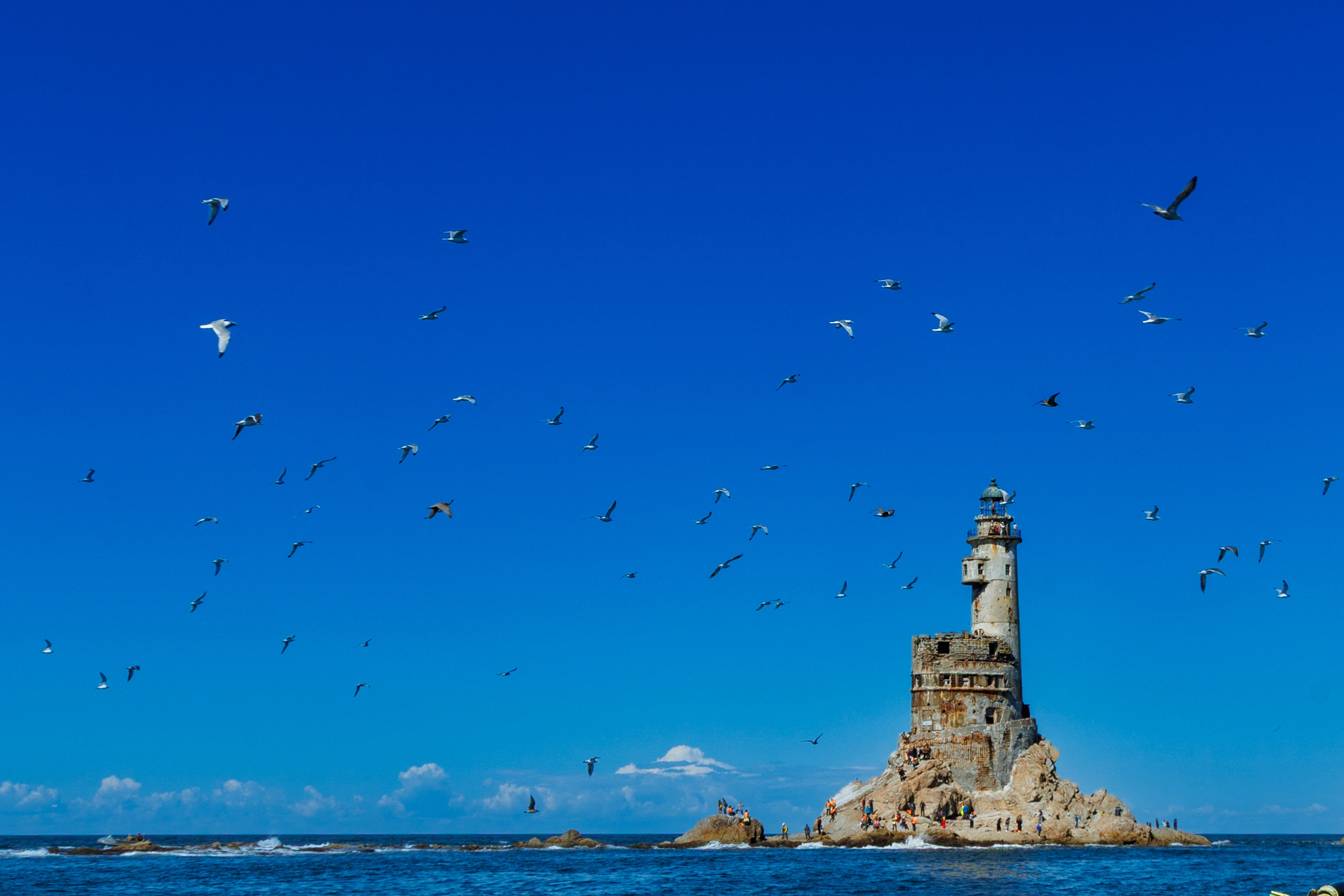 Маяк Анива. Свадебный, семейный и репортажный фотограф в Южно-Сахалинске Артур Петросян
