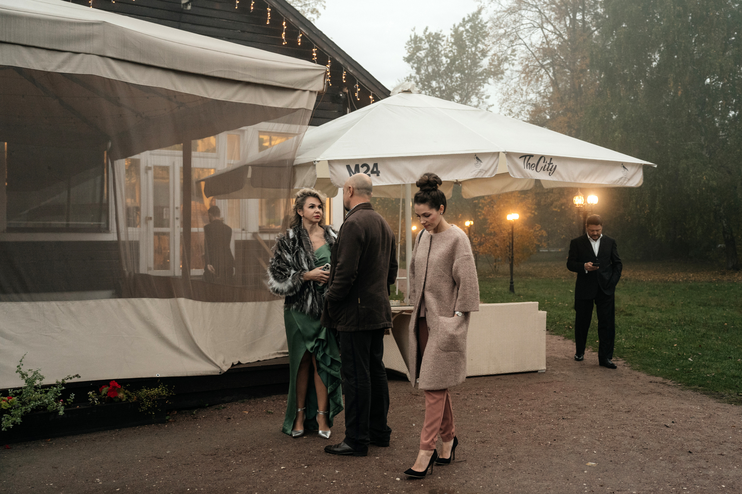 Ресторан «Поместье-Парк». Свадебный фотограф Москва Александра Аверкова