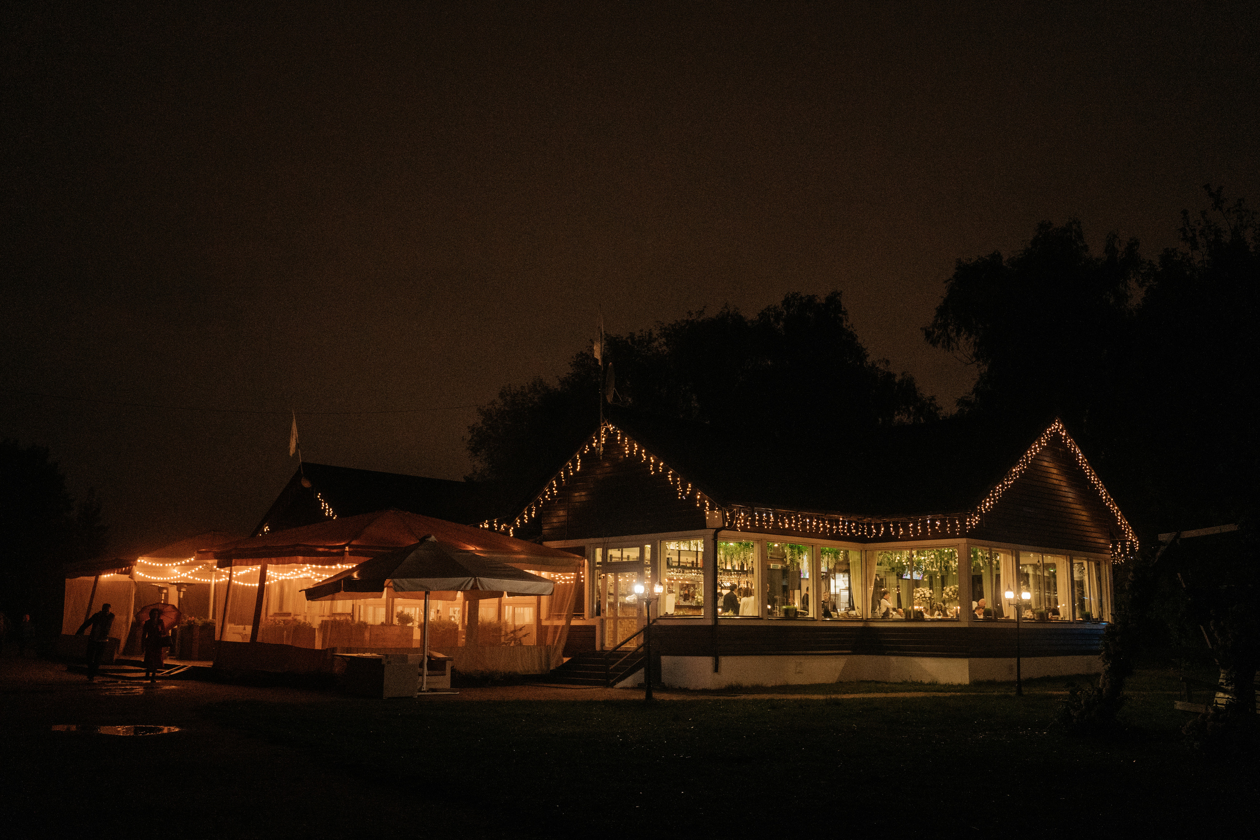 Ресторан «Поместье-Парк». Свадебный фотограф Москва Александра Аверкова