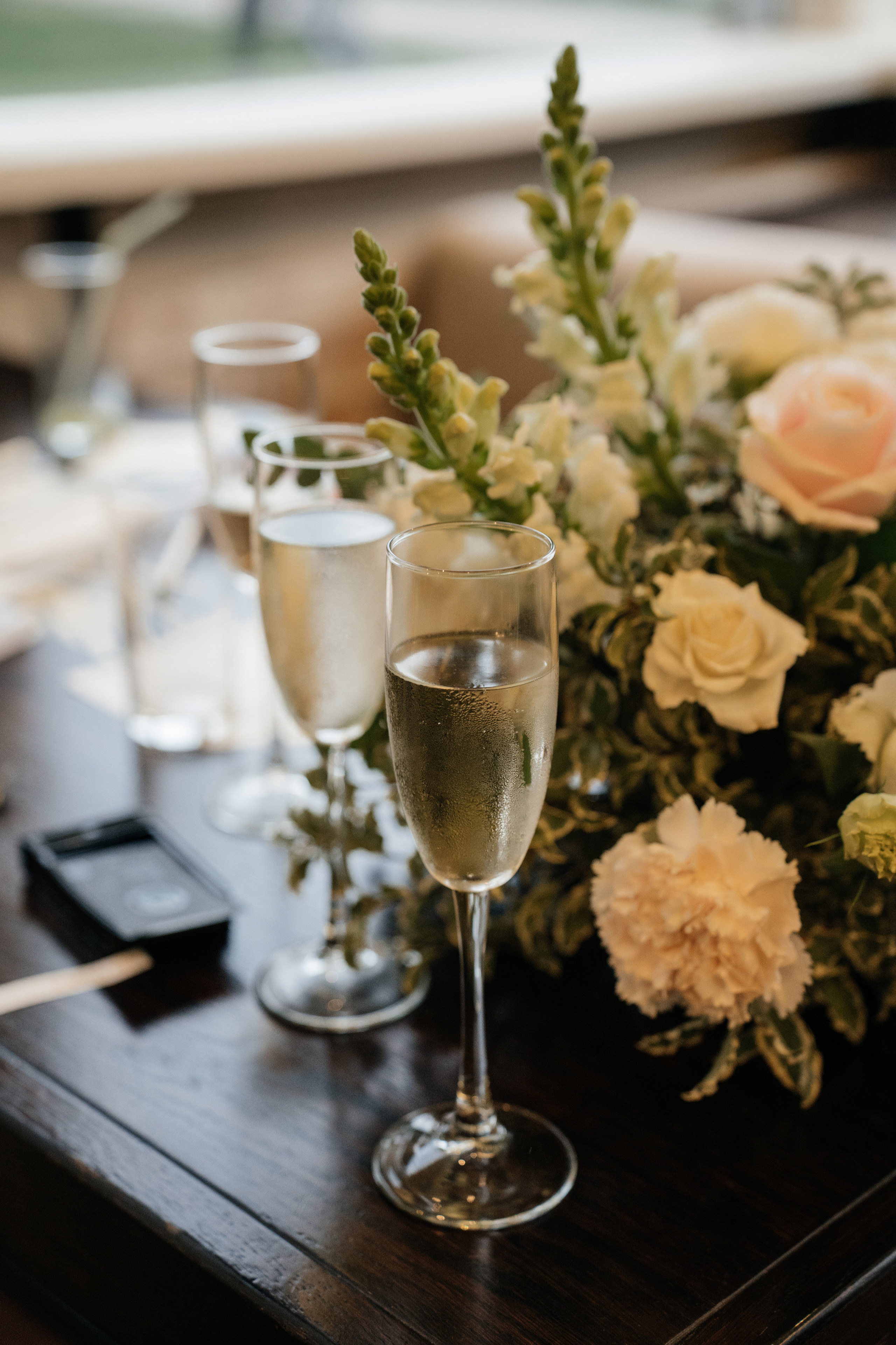 Ресторан «Поместье-Парк». Свадебный фотограф Москва Александра Аверкова