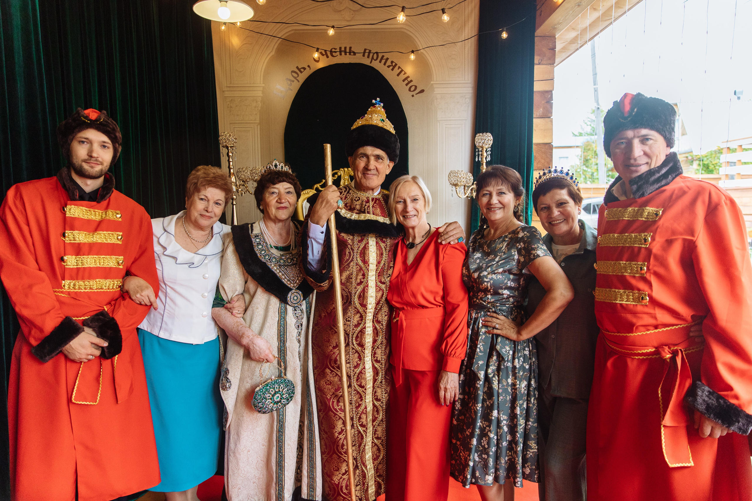 «Иван Васильевич меняет профессию» Юбилей. Свадебный и семейный фотограф в Улан-Удэ