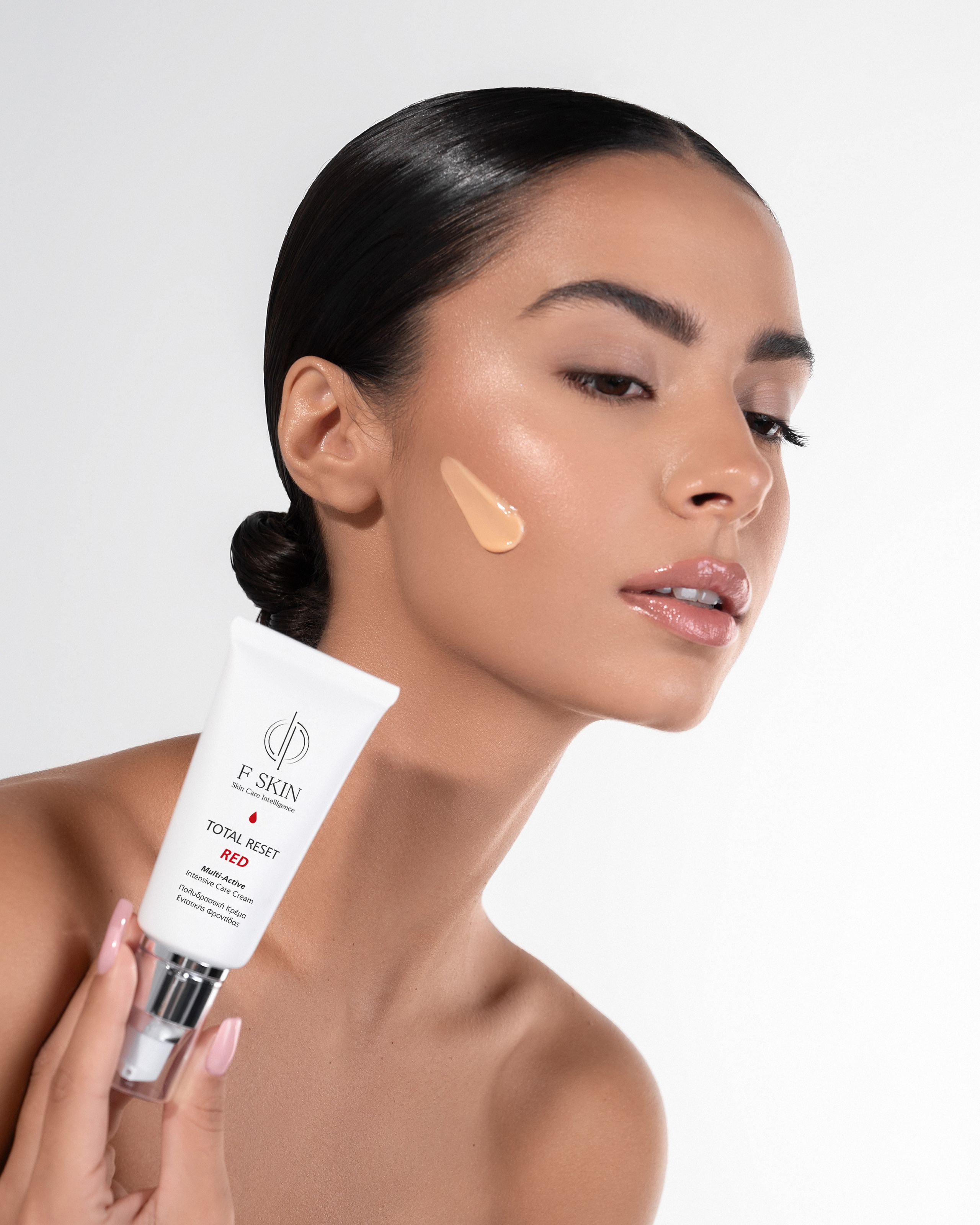 Beauty. Professional photo retouching