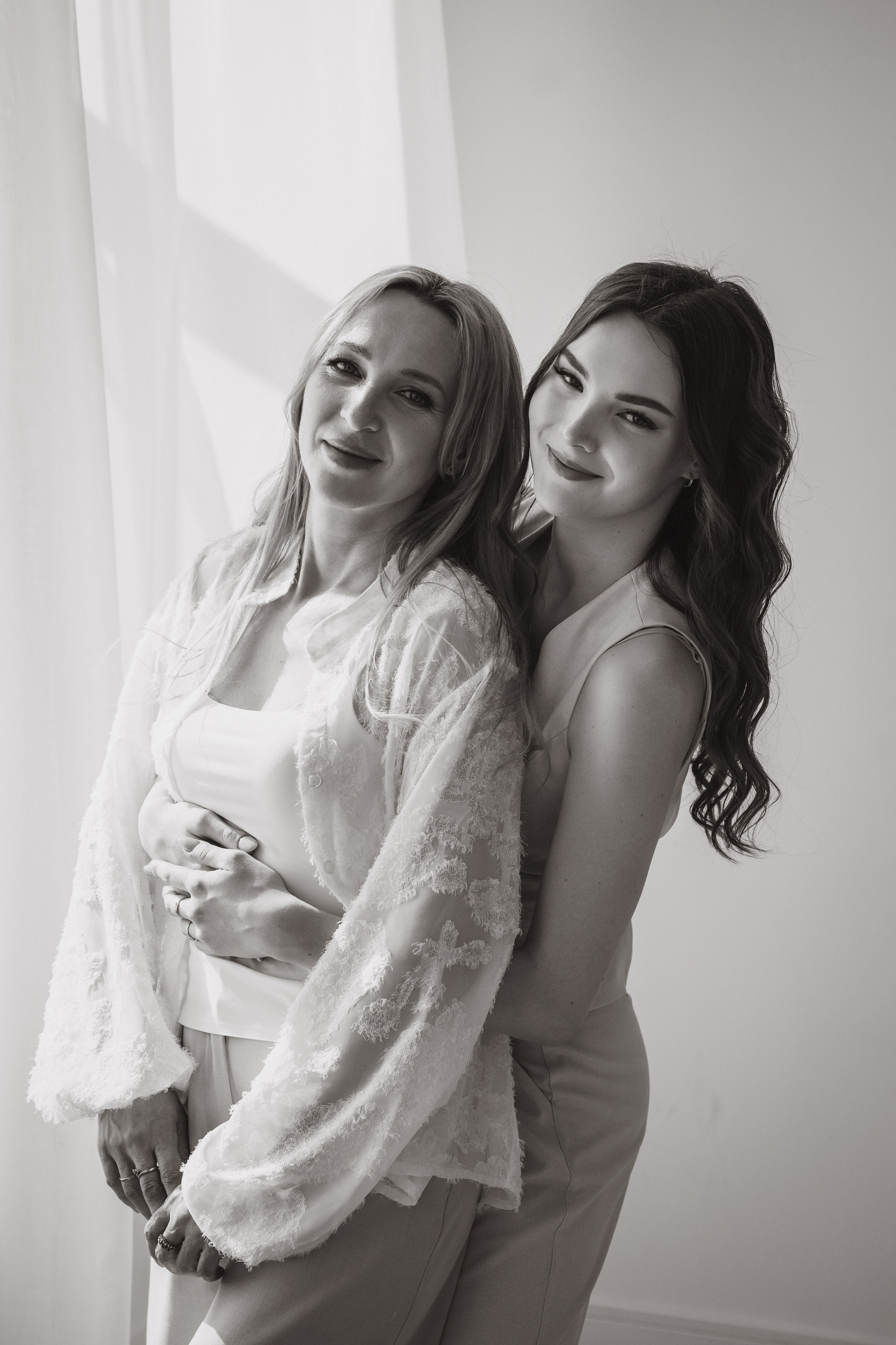 Юлия и Маша