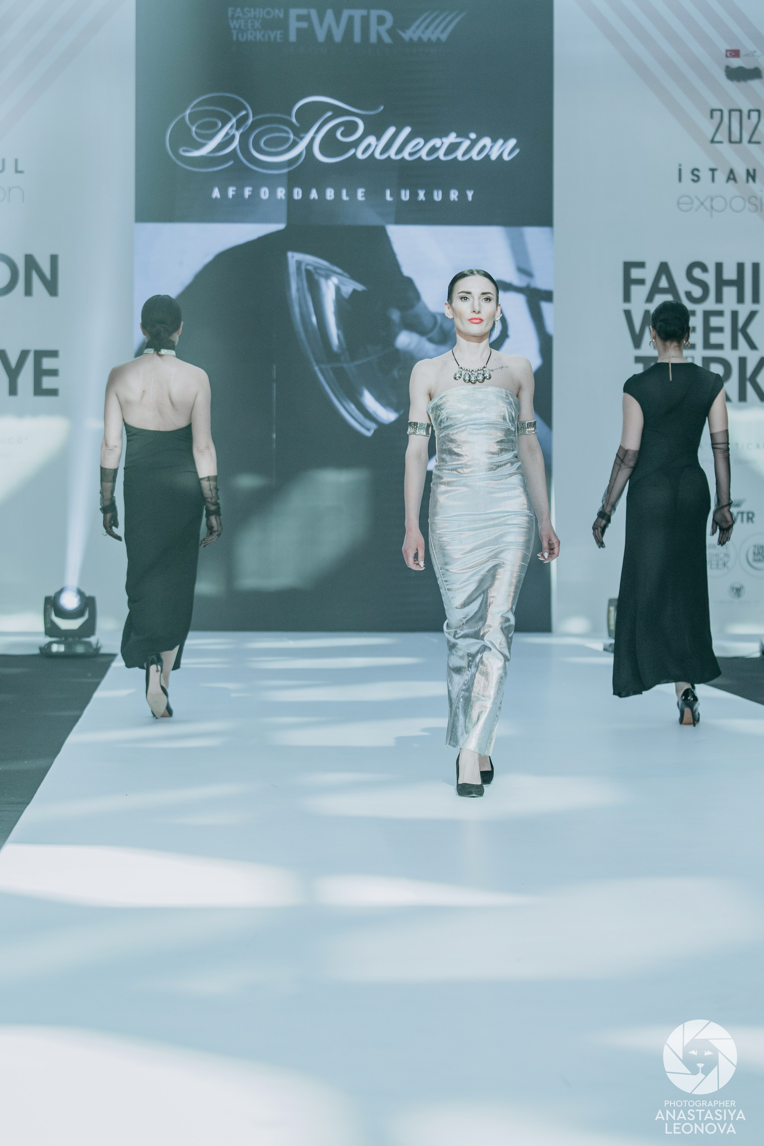 Fashion Week Türkiye [spring, 2025]. Anastasia Leonowa