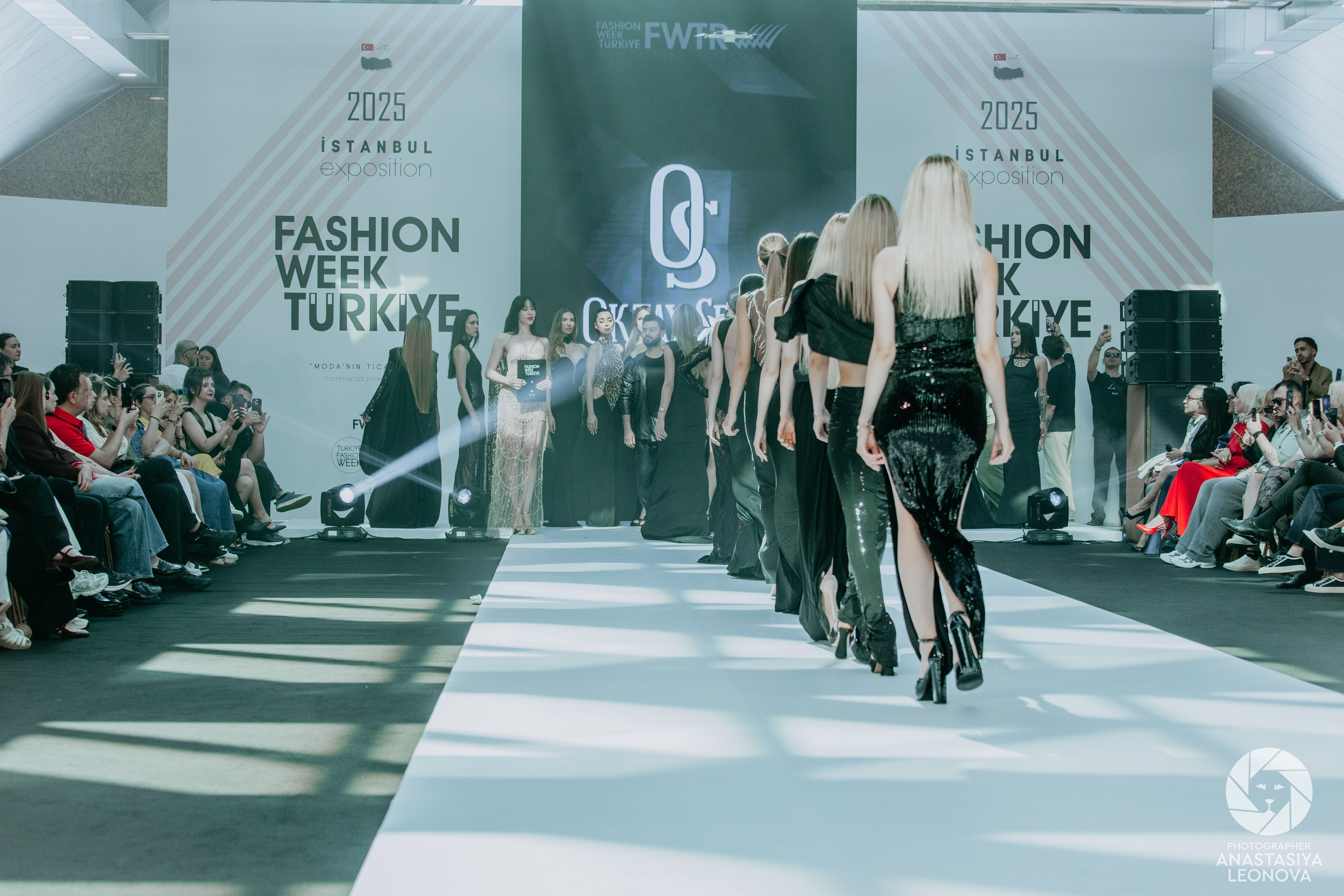 Fashion Week Türkiye [spring, 2025]. Anastasia Leonowa