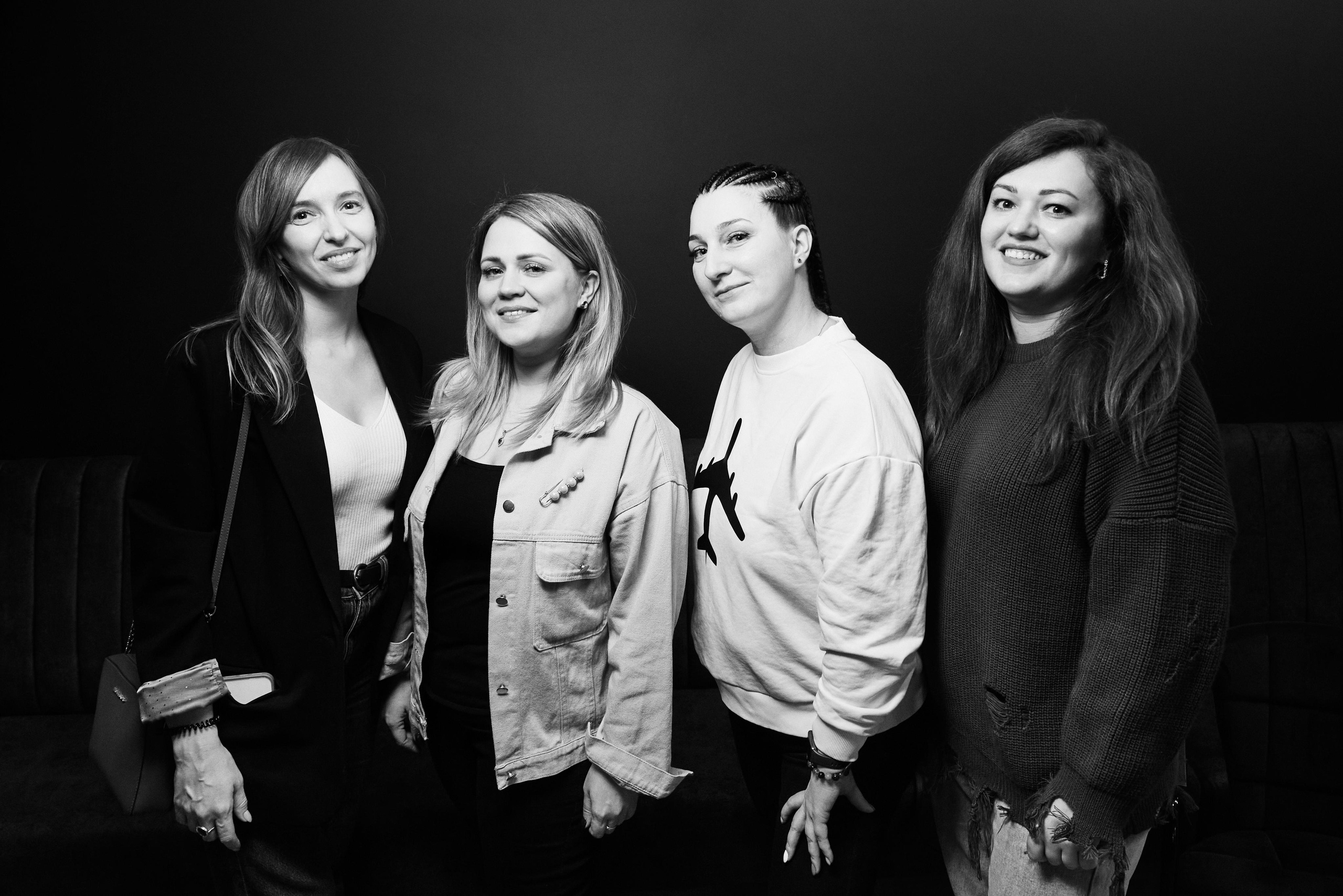 Импровизация у Палыча. Фоторепортаж без цвета. Только эмоции. КонТайм: профессиональная съемка для организаций