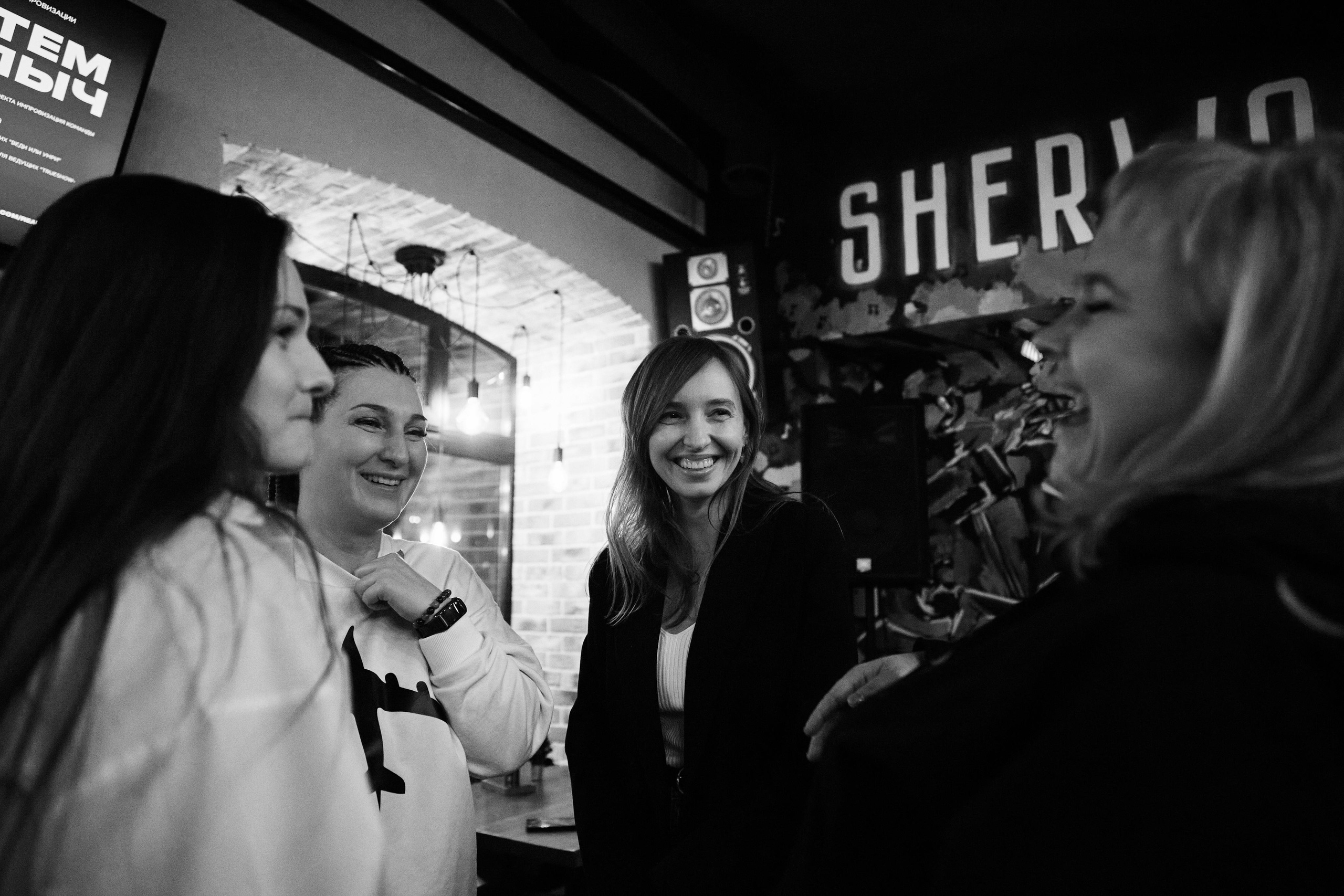 Импровизация у Палыча. Фоторепортаж без цвета. Только эмоции. КонТайм: профессиональная съемка для организаций