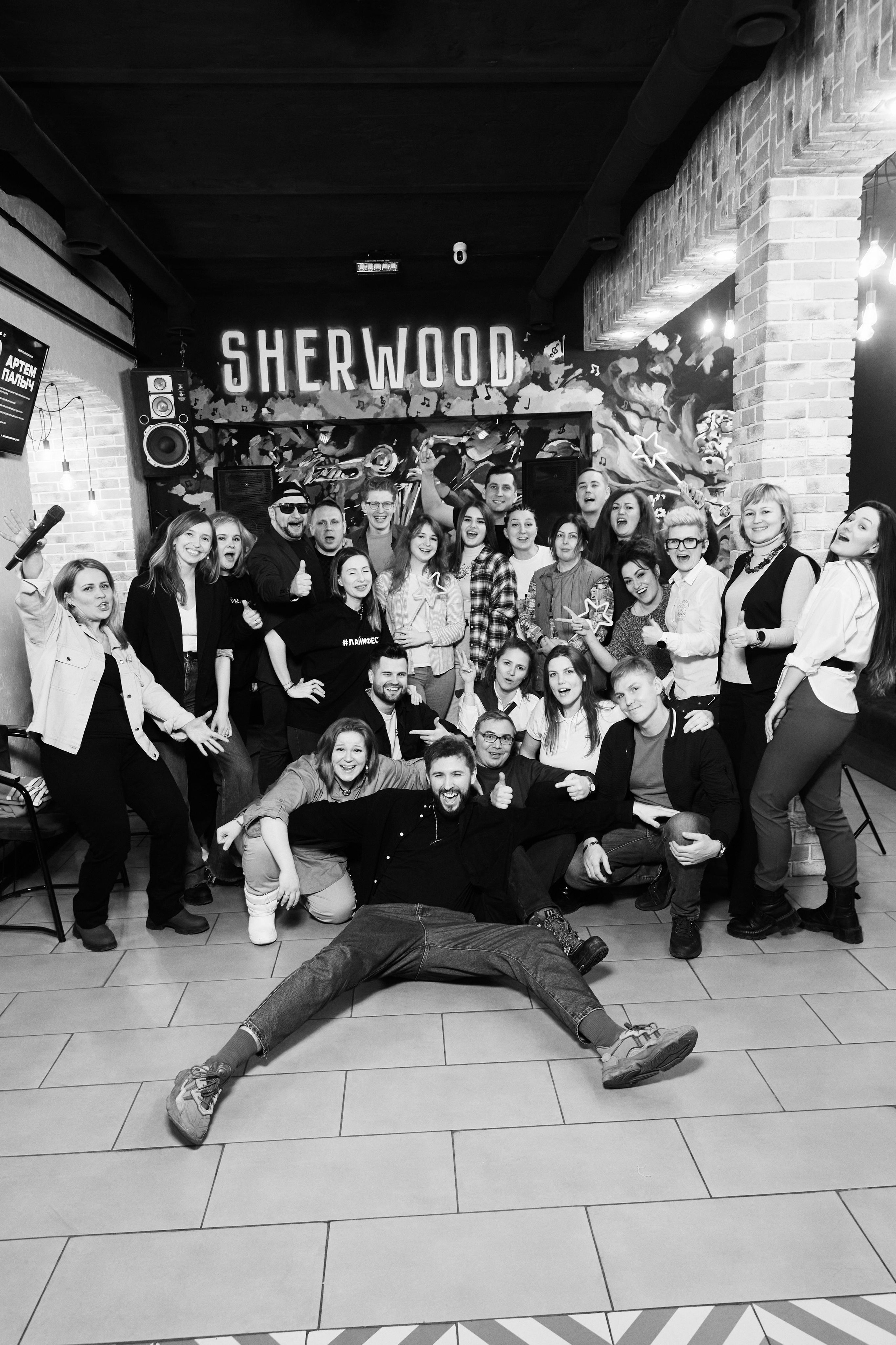 Импровизация у Палыча. Фоторепортаж без цвета. Только эмоции. КонТайм: профессиональная съемка для организаций