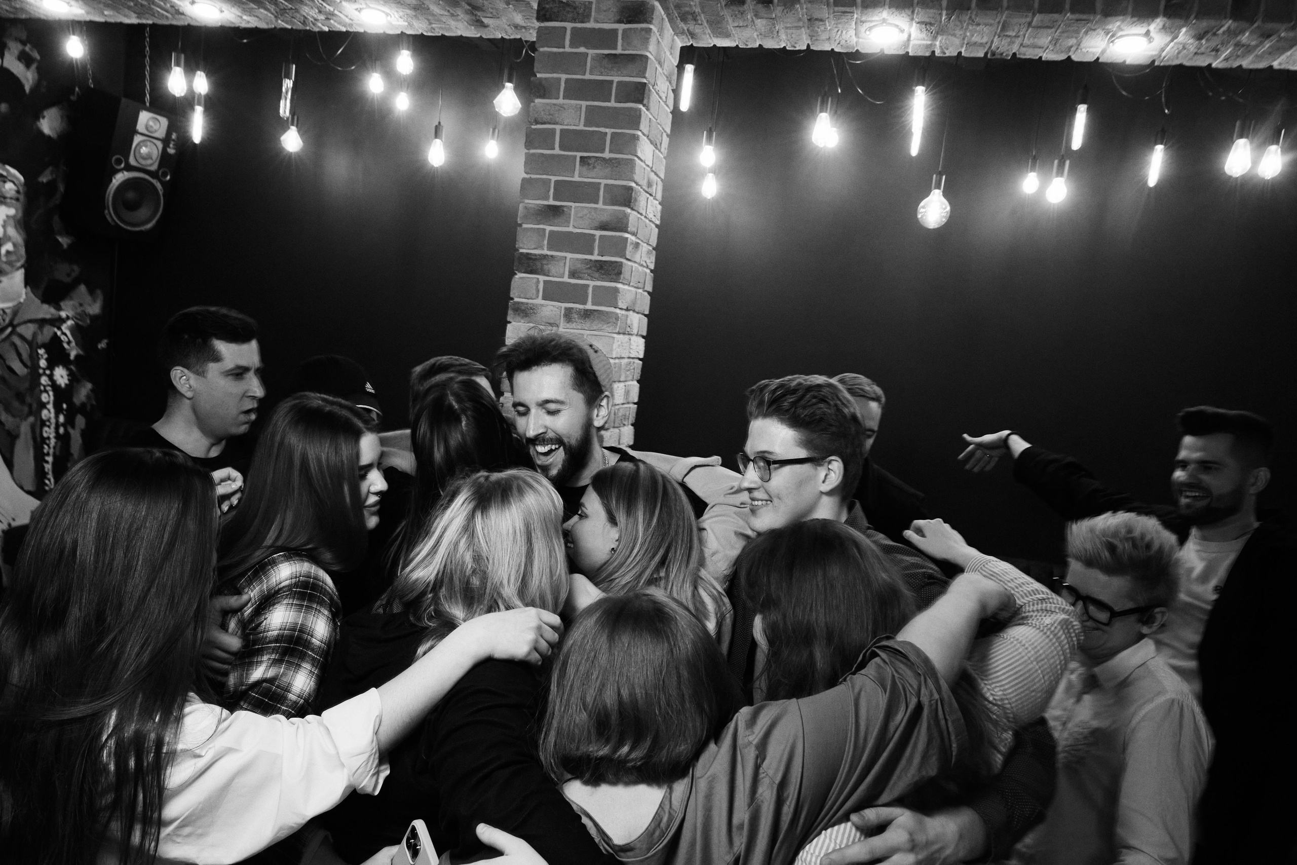 Импровизация у Палыча. Фоторепортаж без цвета. Только эмоции. КонТайм: профессиональная съемка для организаций