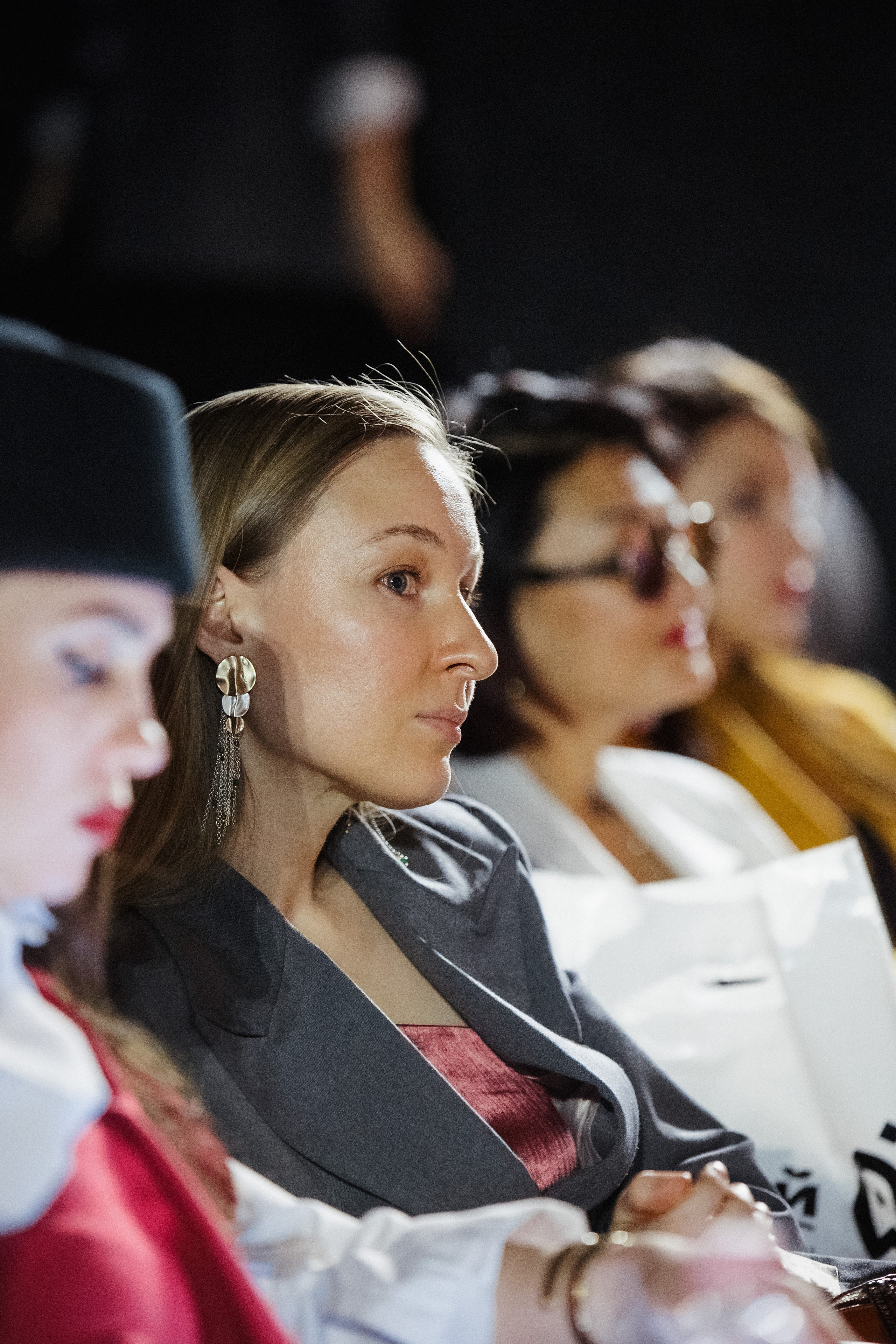 ФЭШН КОНФА. СВОИ. ФОТООТЧЕТЫ-СОБЫТИЯ-МЕСТА