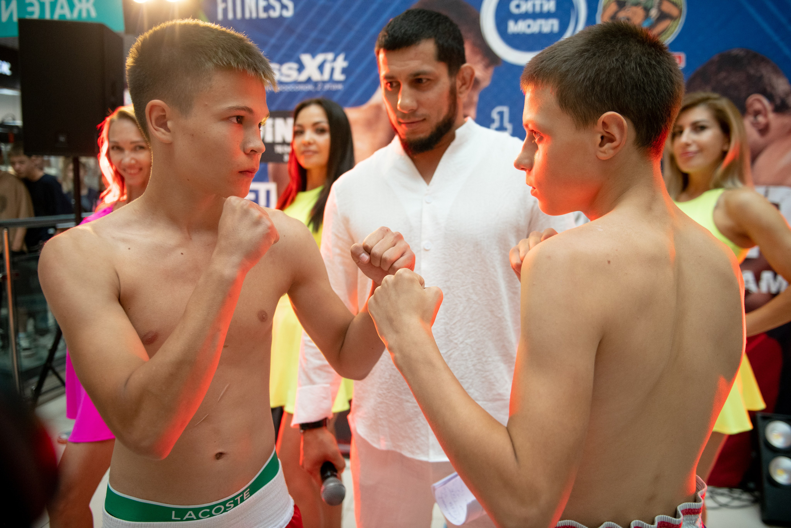 Турнир по боевым искусствам в ТЦ «Сити Молл». Репортажный фотограф в Стерлитамаке Дмитрий Соколов