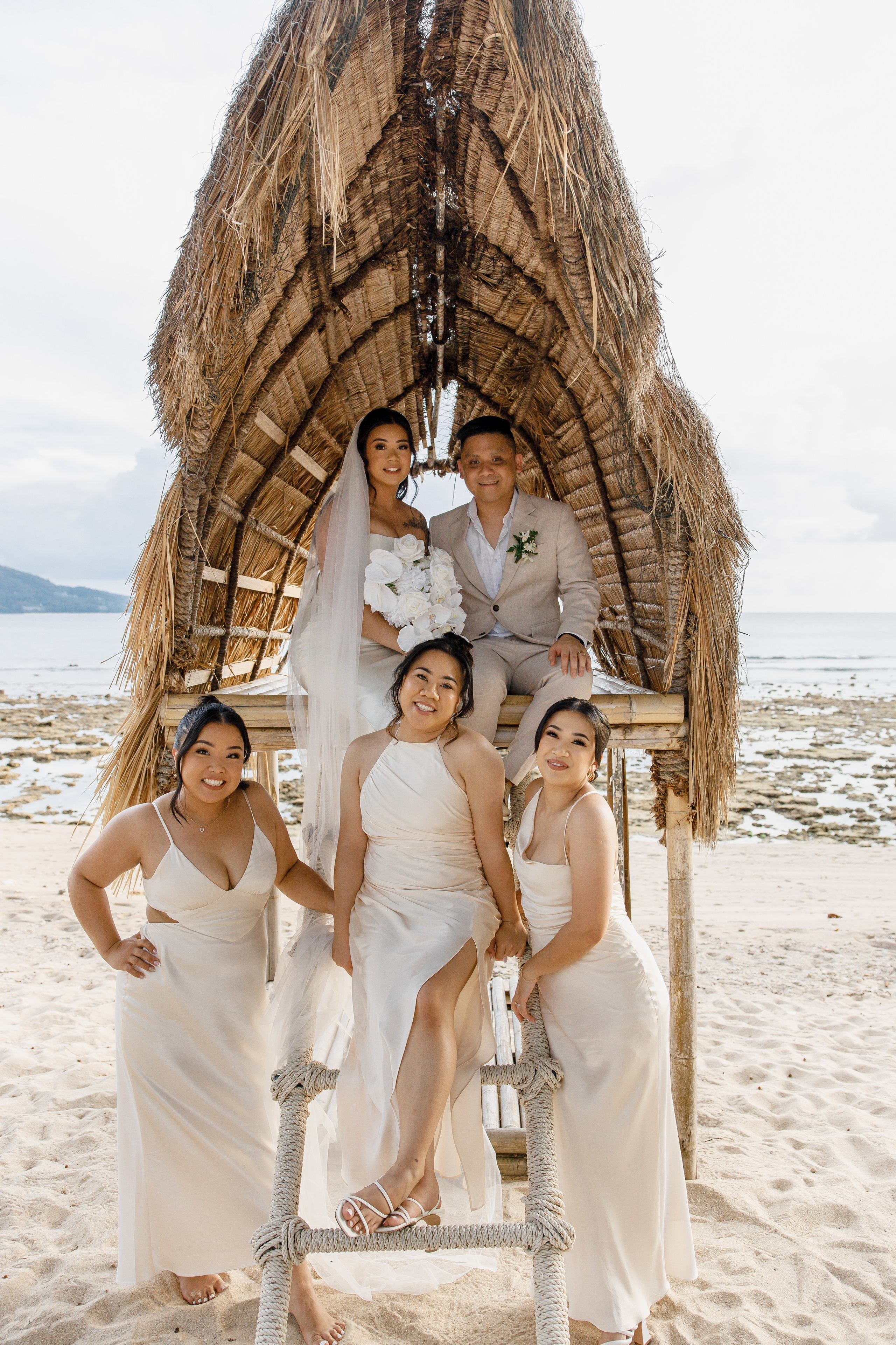 Wedding in Phuket at the Thavorn Hotel. Photographer in Phuket. Photographer Thailand