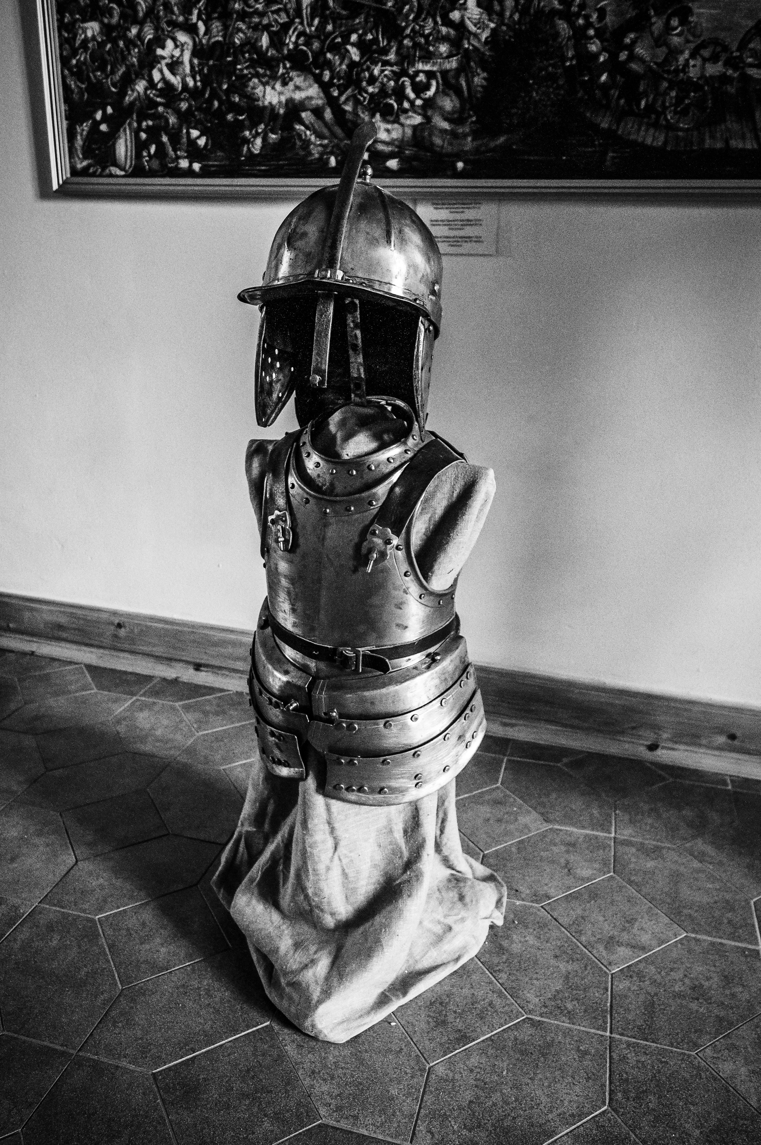 Мирский замок 2013. Фотограф Антон Швец — Монохромная реальность