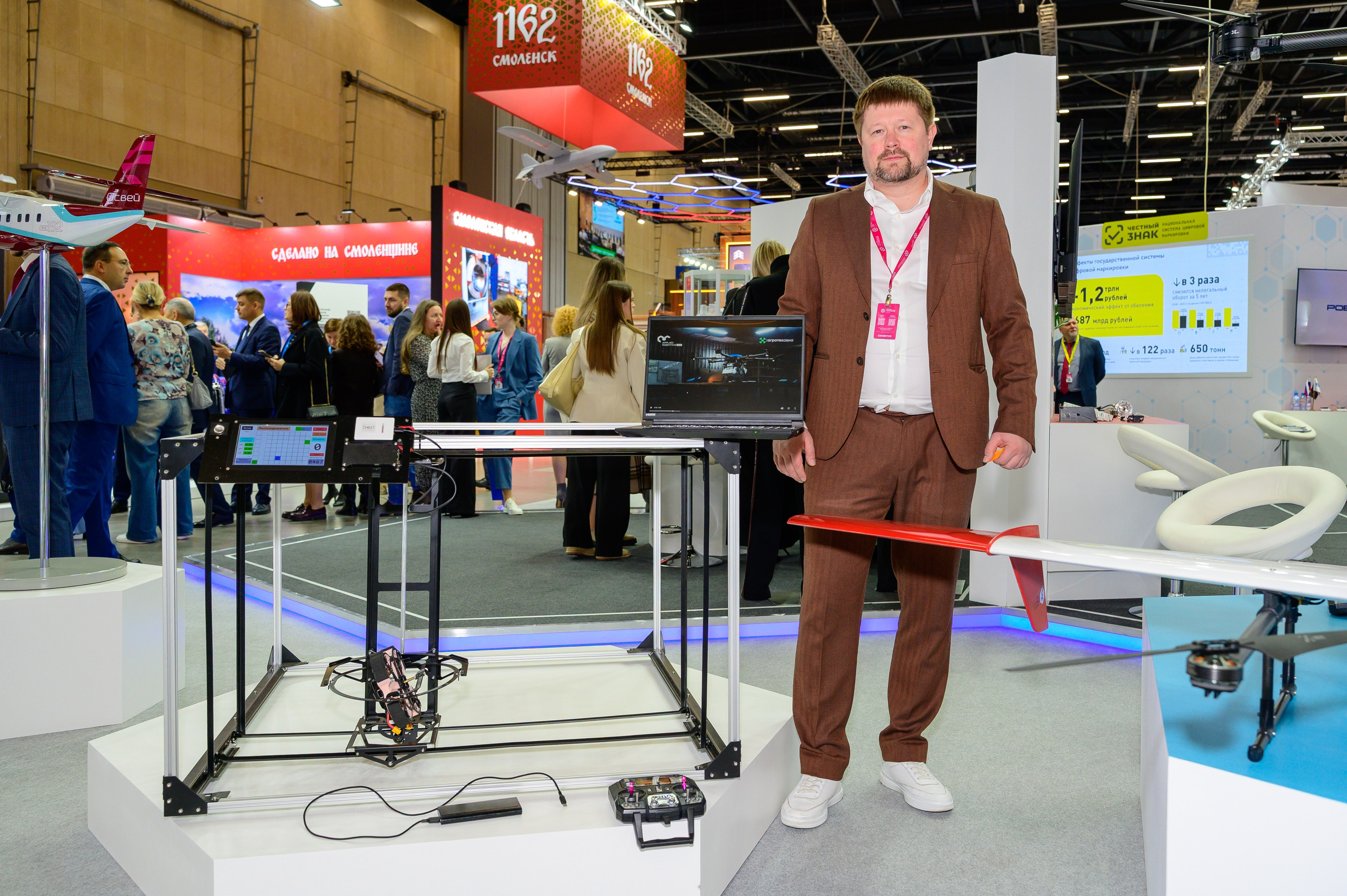 BigindustrialweekBelarus. Фотоуслуги, услуги фотографа, фотографирование важных событий