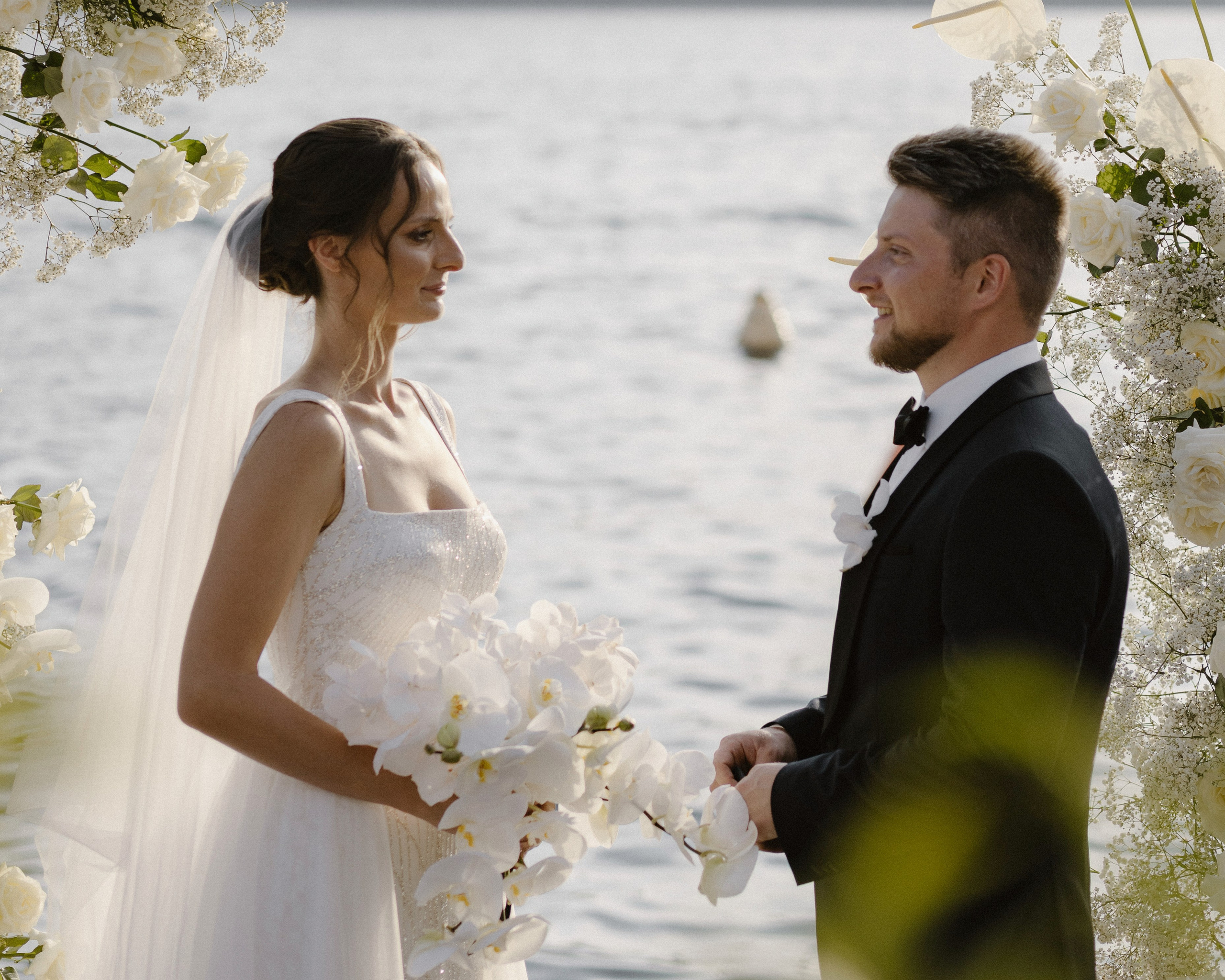 Анна и Александр. Свадьба в Перасте. Семейный и свадебный фотограф в Краснодаре