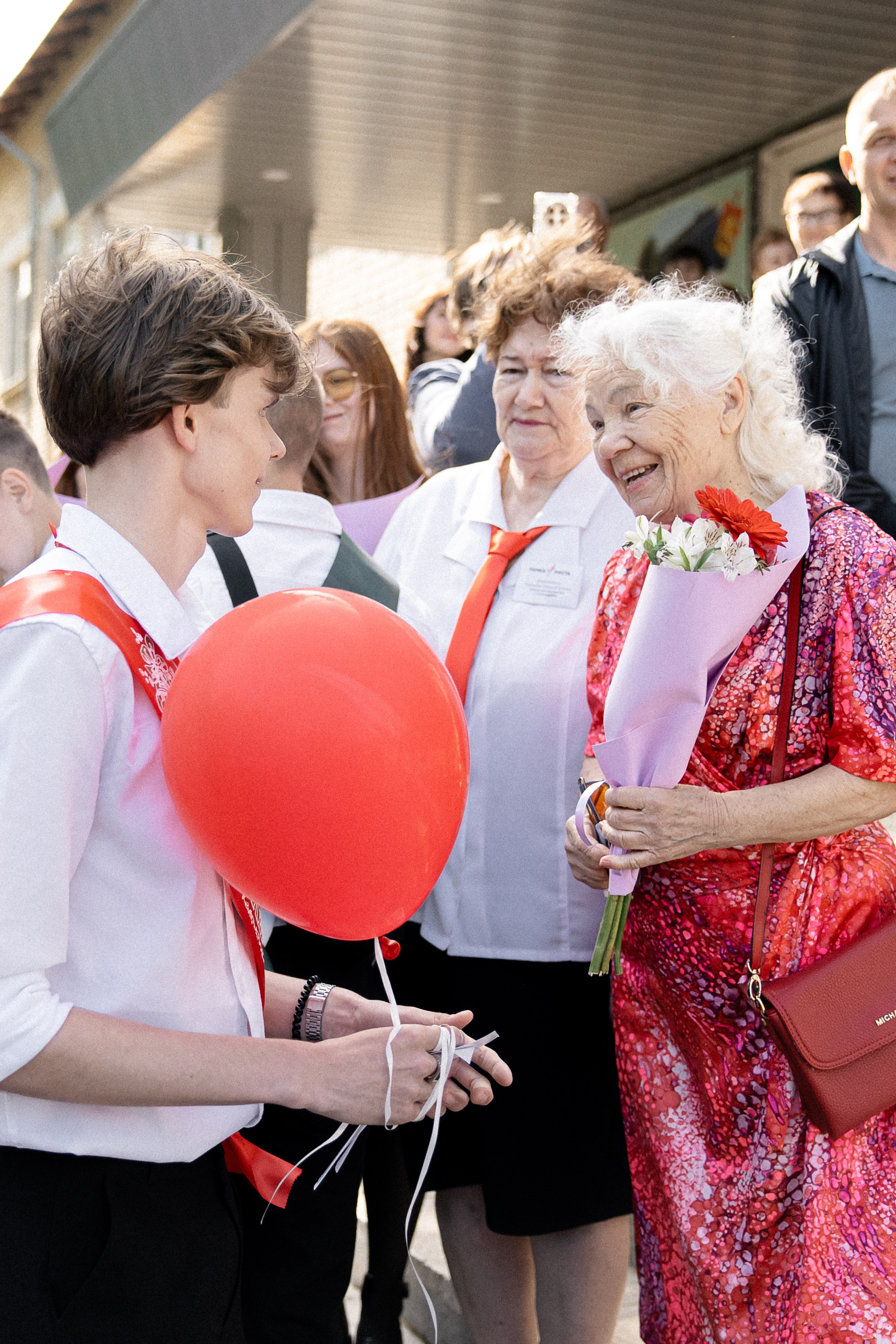 Последний звонок — линейка. Свадебный фотограф Роман Еремеев