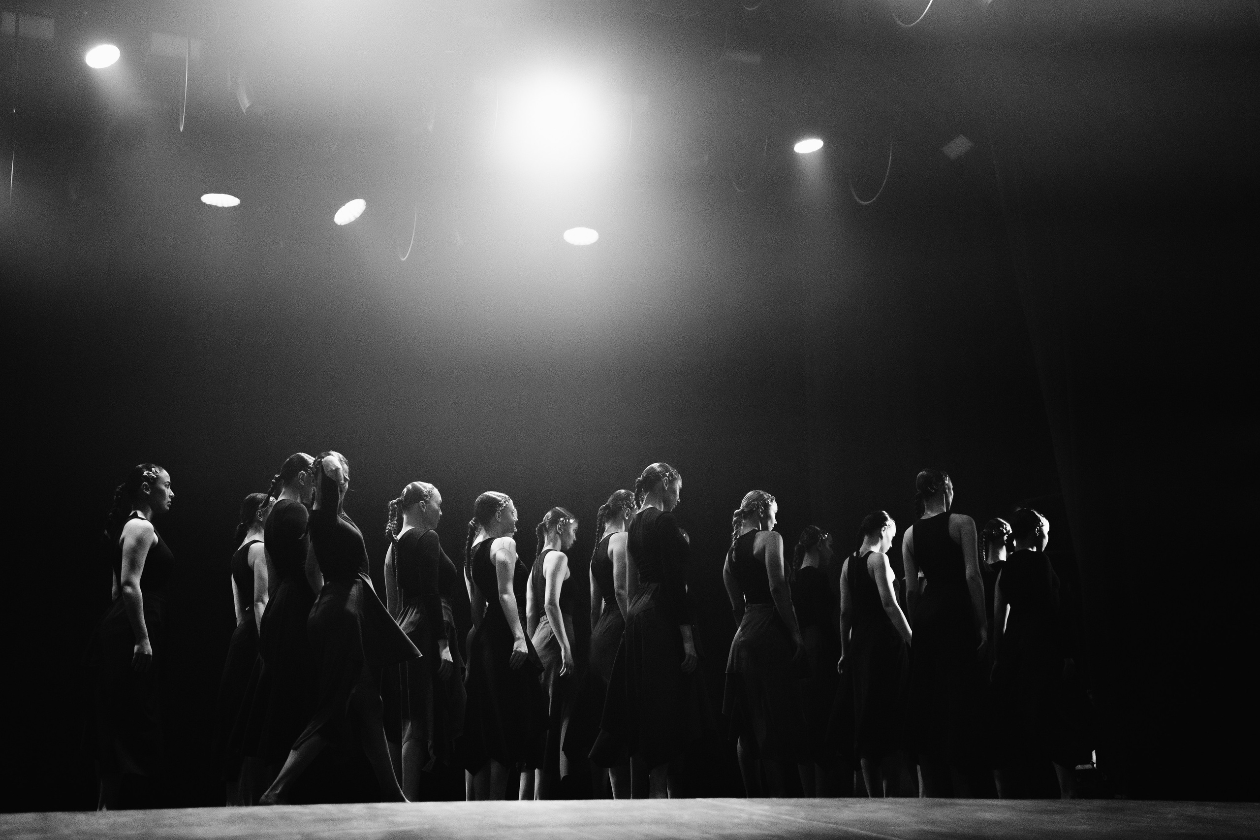 Спектакль «Песнь сирен». Главная