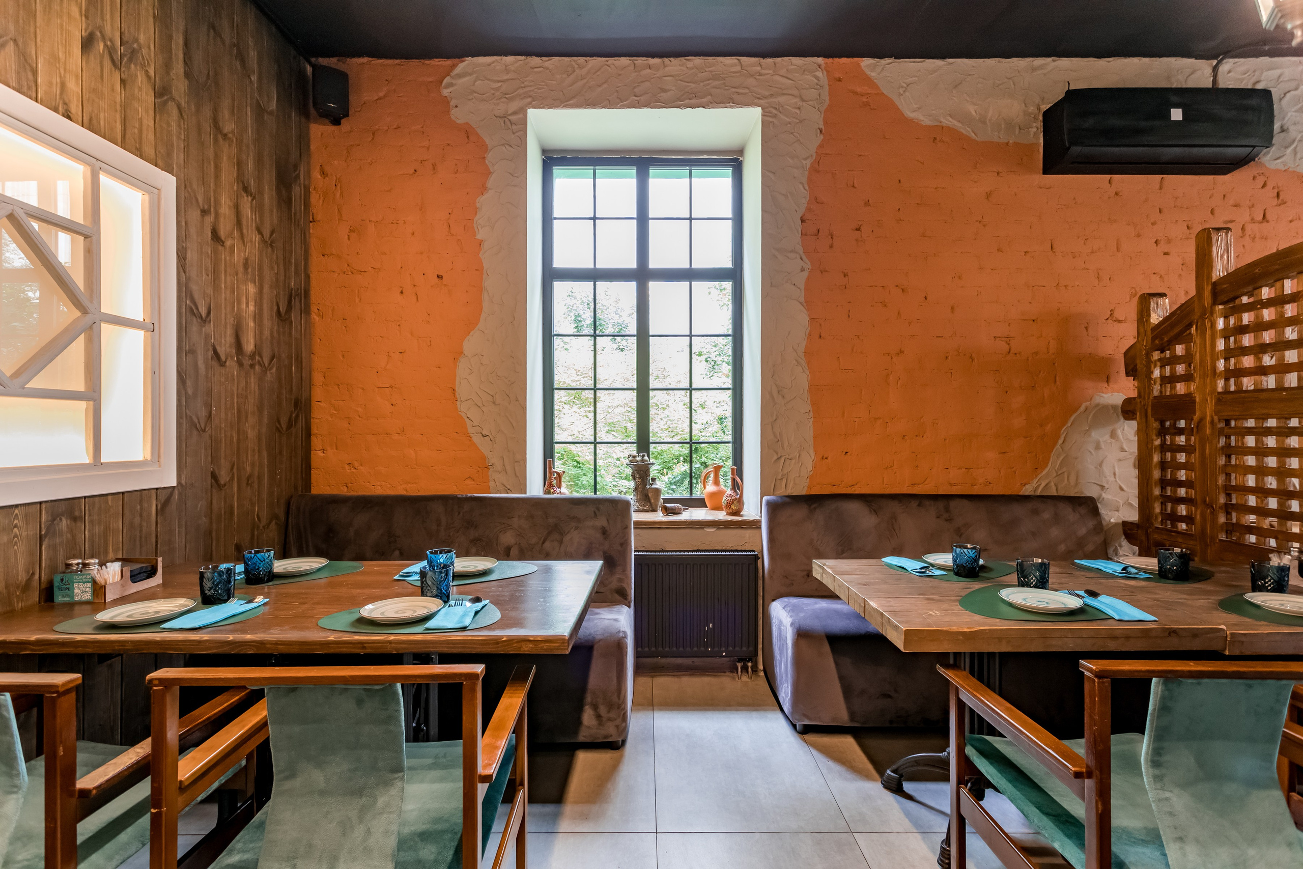 Интерьерная фотосессия для ресторана Тетри на Окской. Интерьеры, Контент, Портреты | Фотограф в Москве Дани Терно