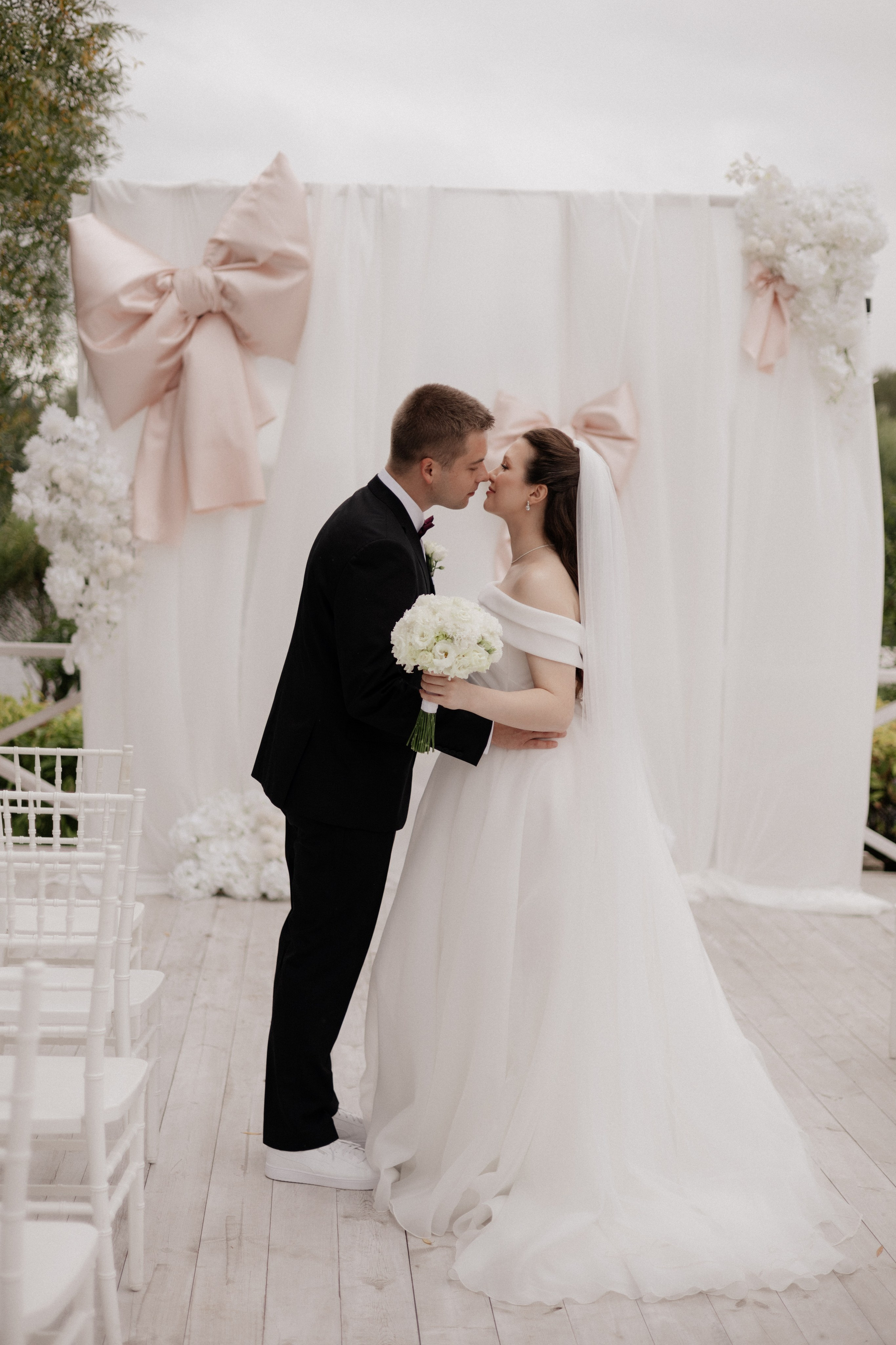 Аня и Саша. Свадьба в Юдино парк. Свадебный и портретный фотограф в Москве Анастасия Масюк