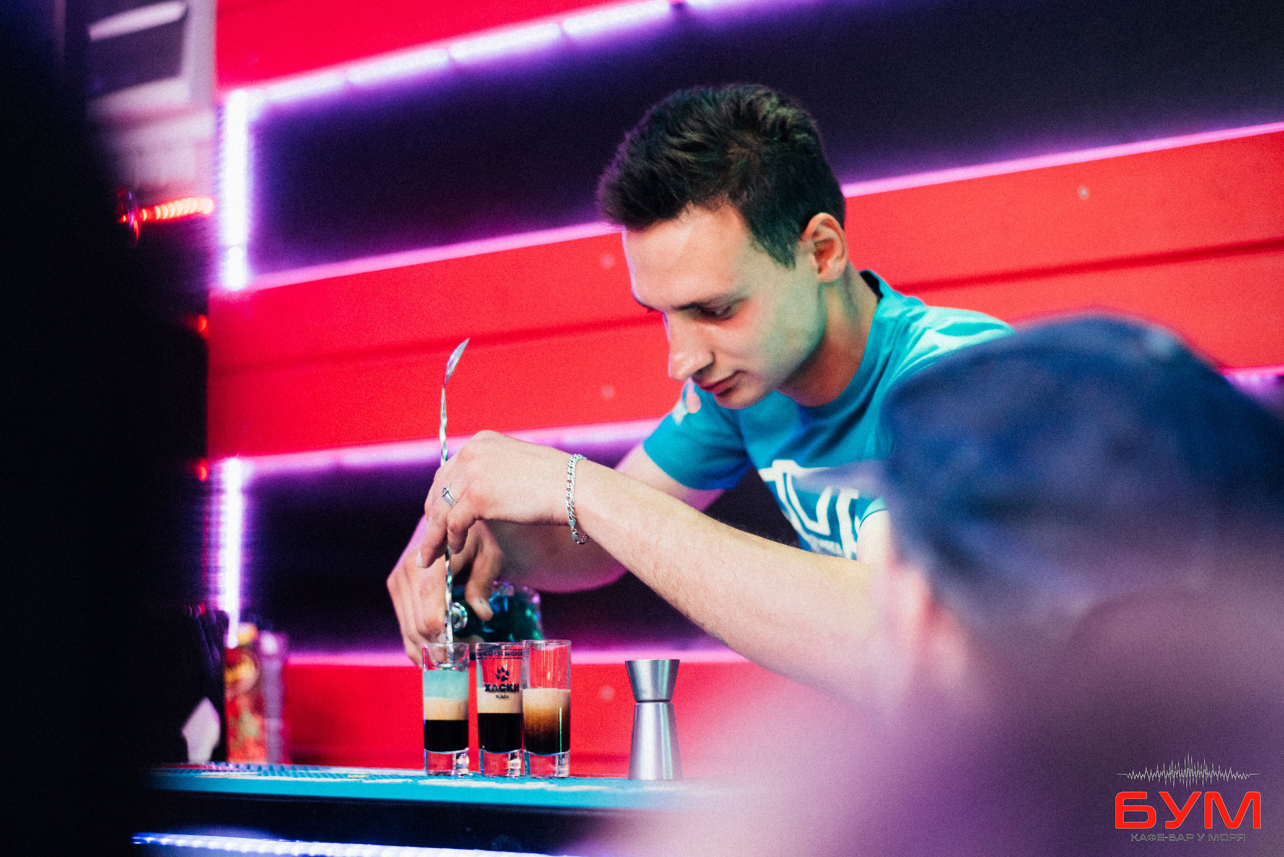 БУМ Бар у моря Открытие. Фотограф|КРЫМ| Владимир Комок