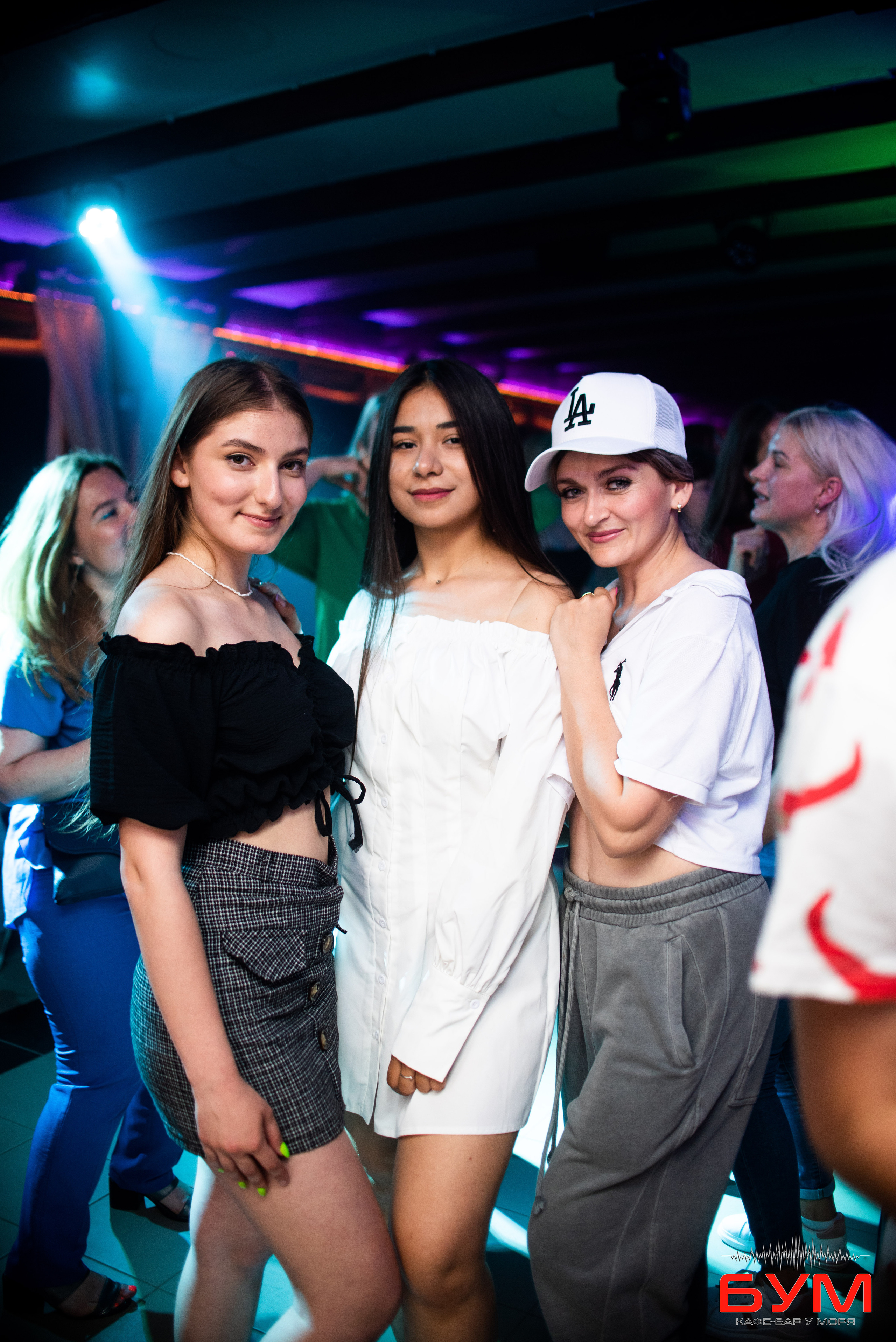 БУМ Бар у моря Открытие. Фотограф|КРЫМ| Владимир Комок