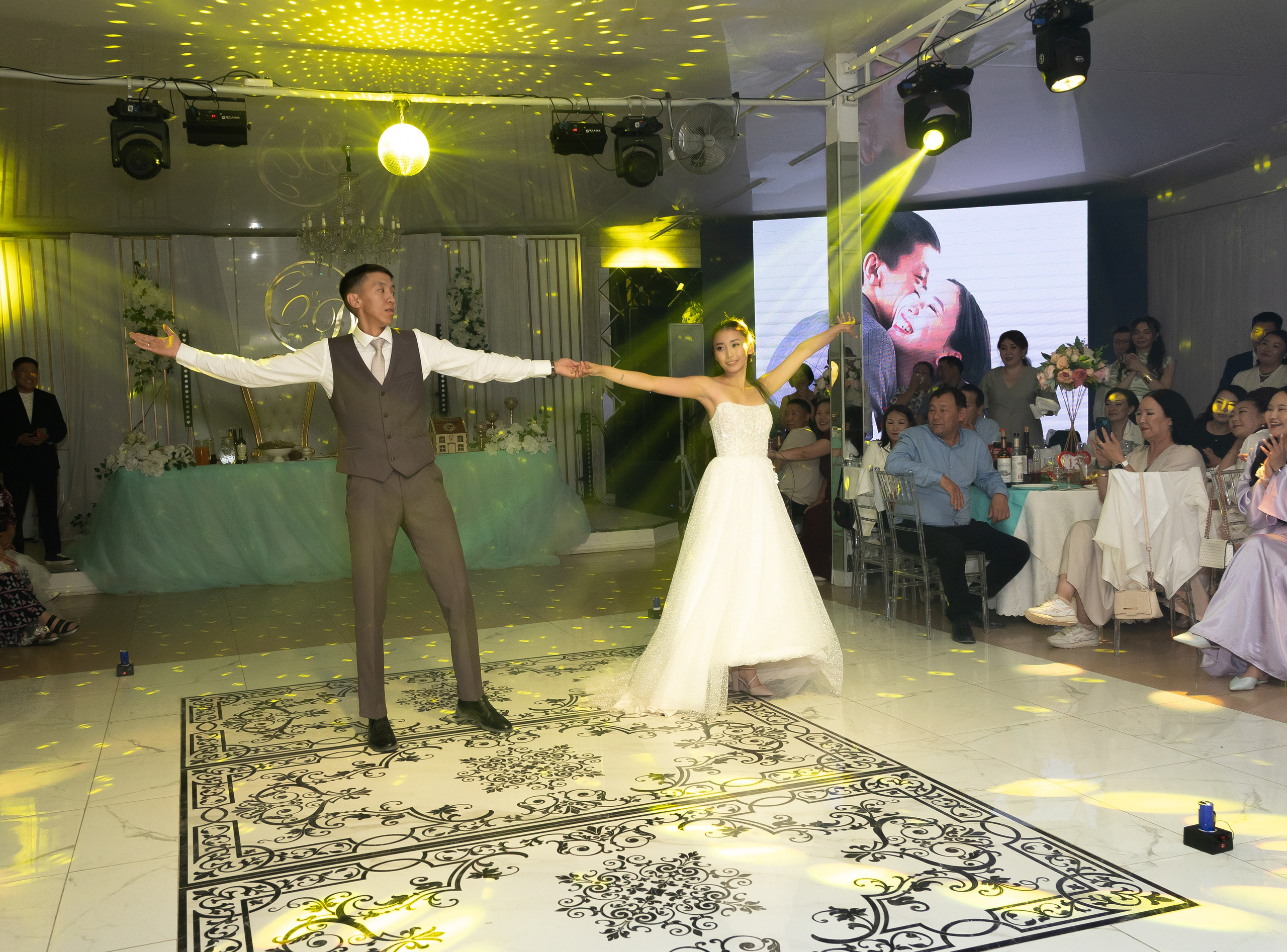 Сайыына, Данил. Фотограф Якутск Зоя Николаева