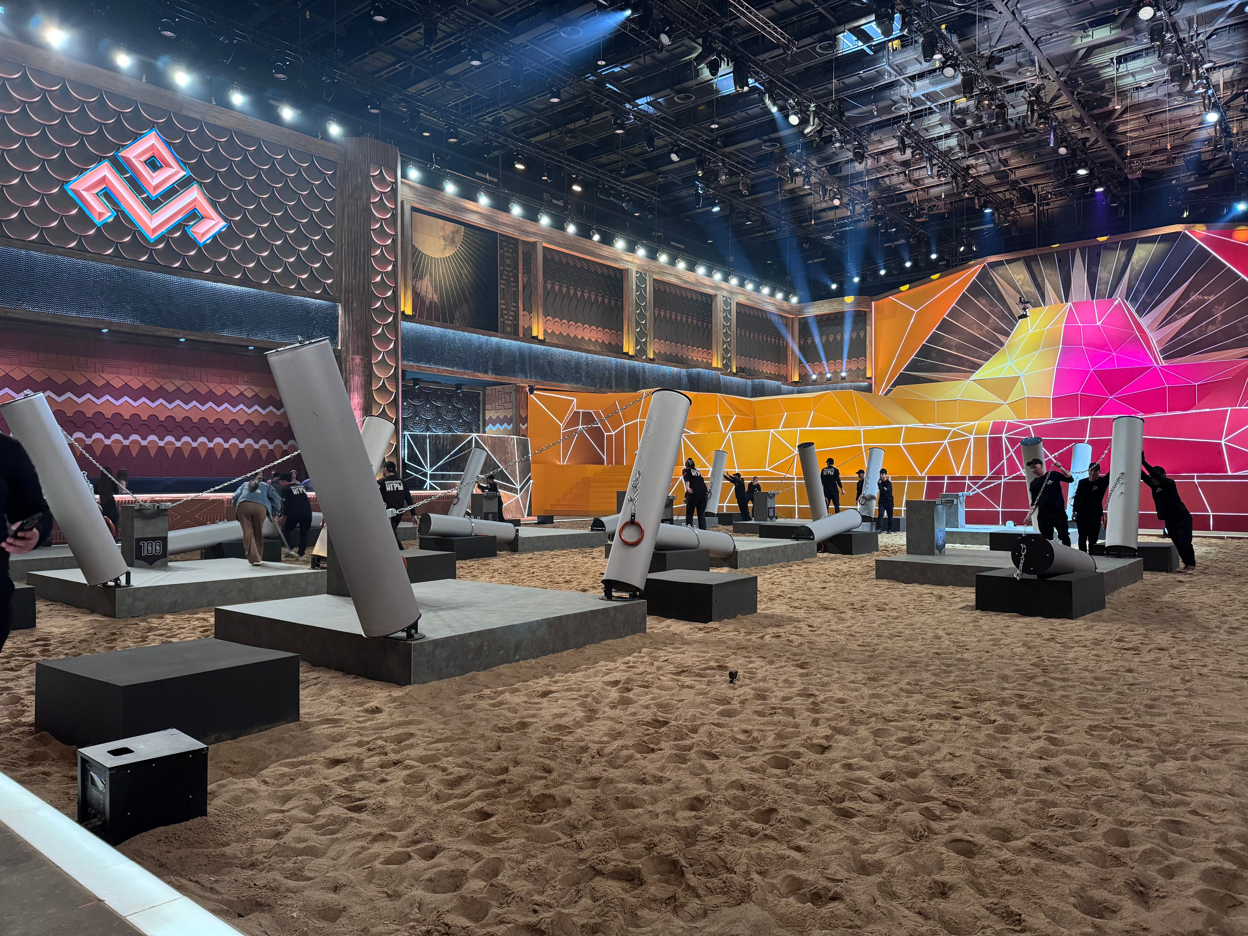 БОГАТЫРСКИЕ ИГРЫ для СТС. Художник-постановщик кино и театра в Москве и Санкт-Петербурге Медведников Николай