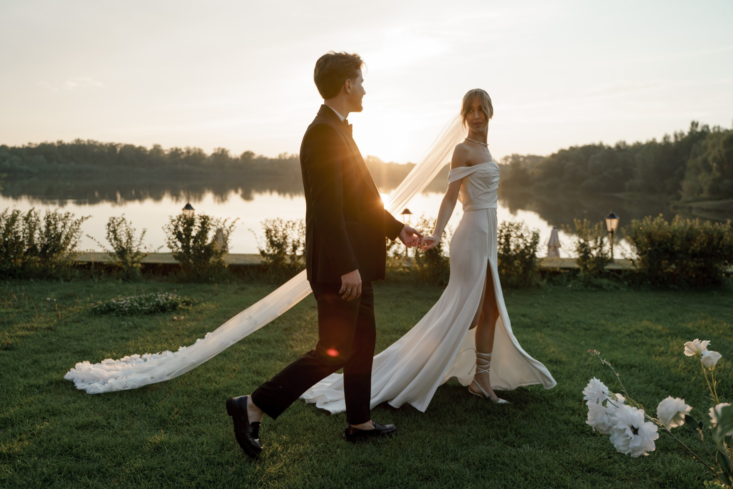 Современная классика. Свадебное агентство Reverence Самара