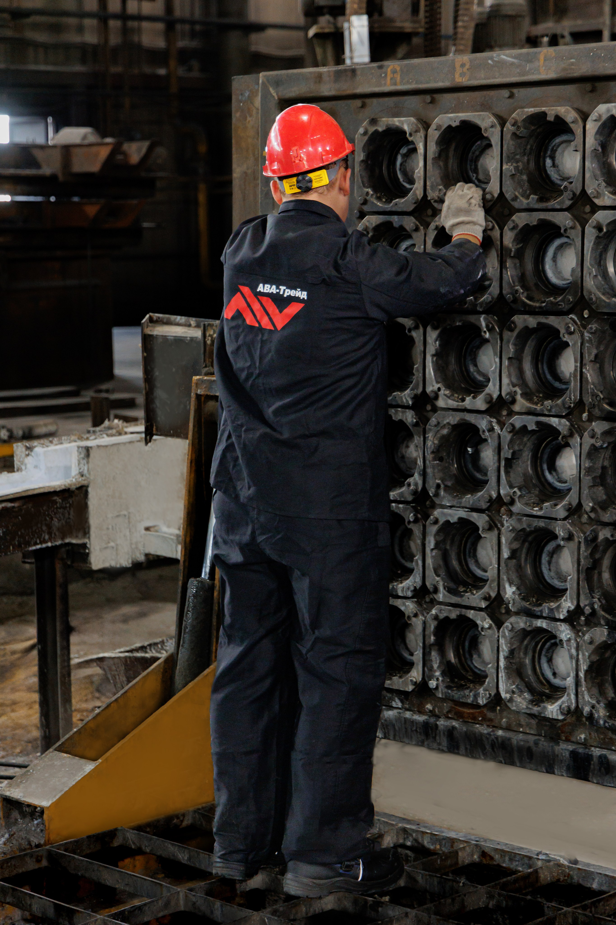 Алюминиевый завод, вакансии. Фотограф, видеограф