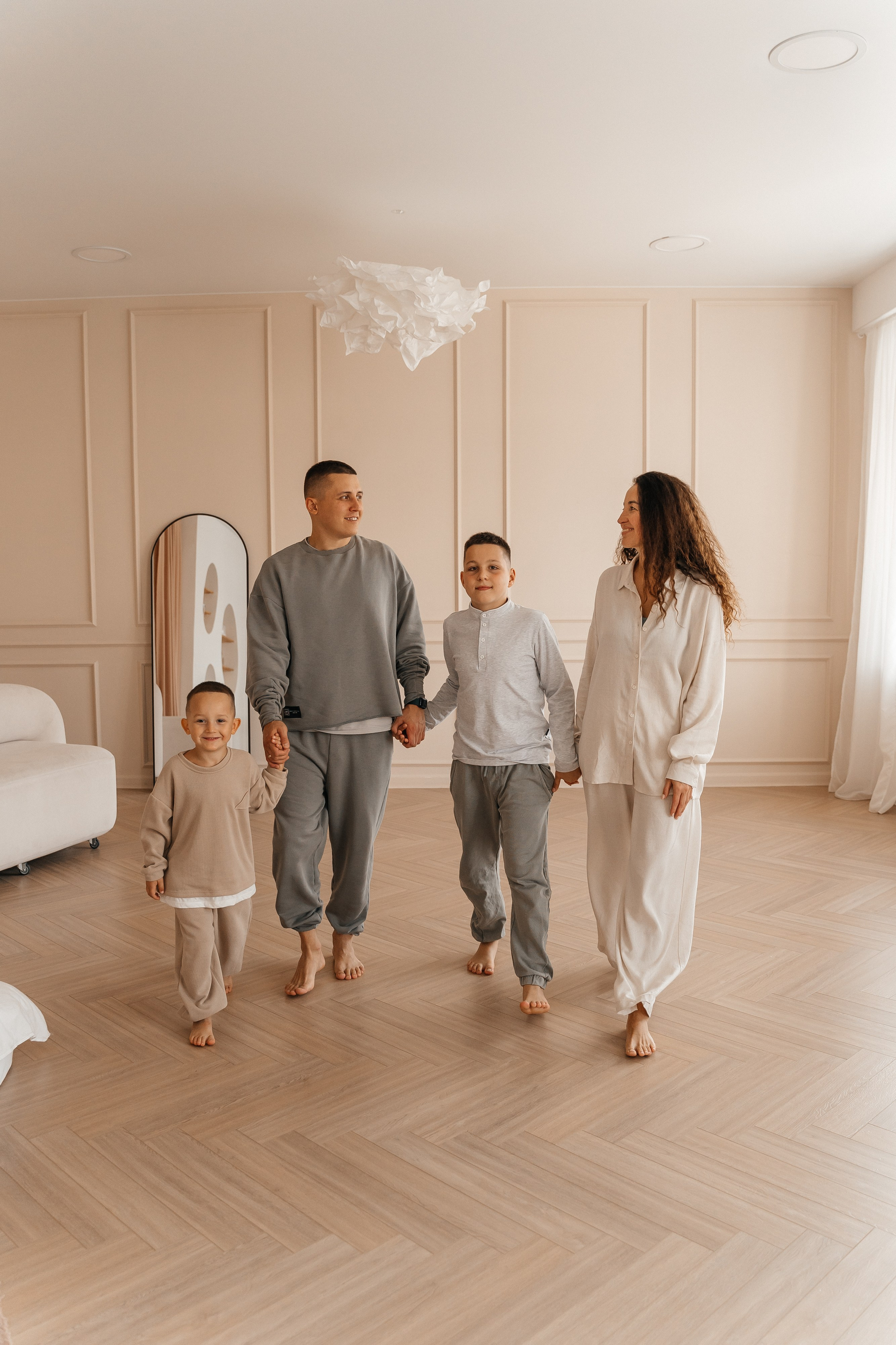 Илья, Вера, Сёма и Дима. Волик Мария