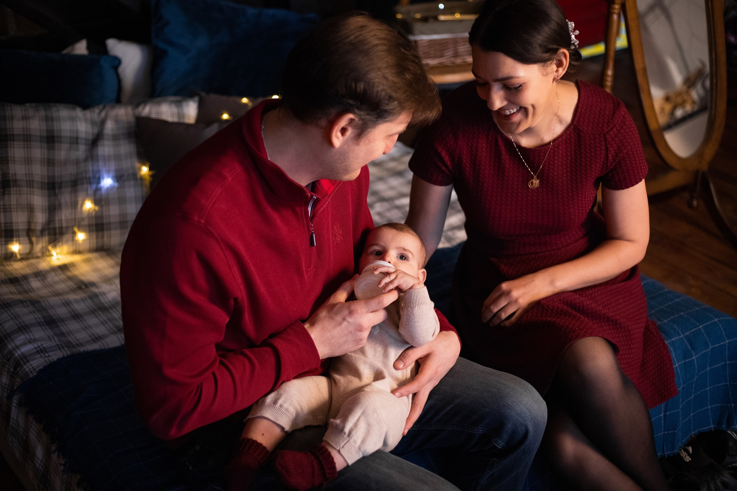 Новогодняя семейная фотосессия с новорожденным. Екатерина Новикова — семейный и свадебный фотограф. Москва, Московская