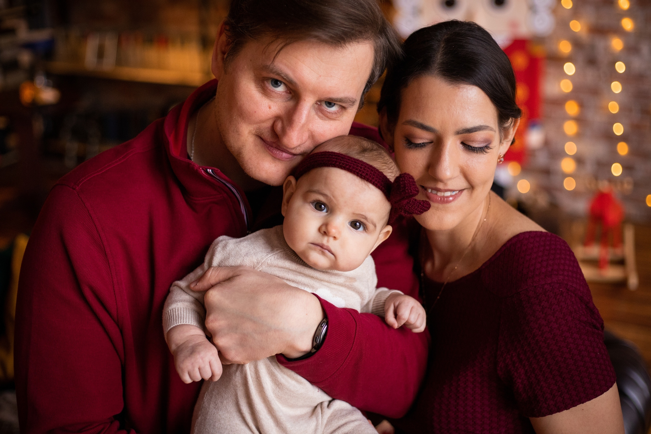 Новогодняя семейная фотосессия с новорожденным. Екатерина Новикова — семейный и свадебный фотограф. Москва, Московская