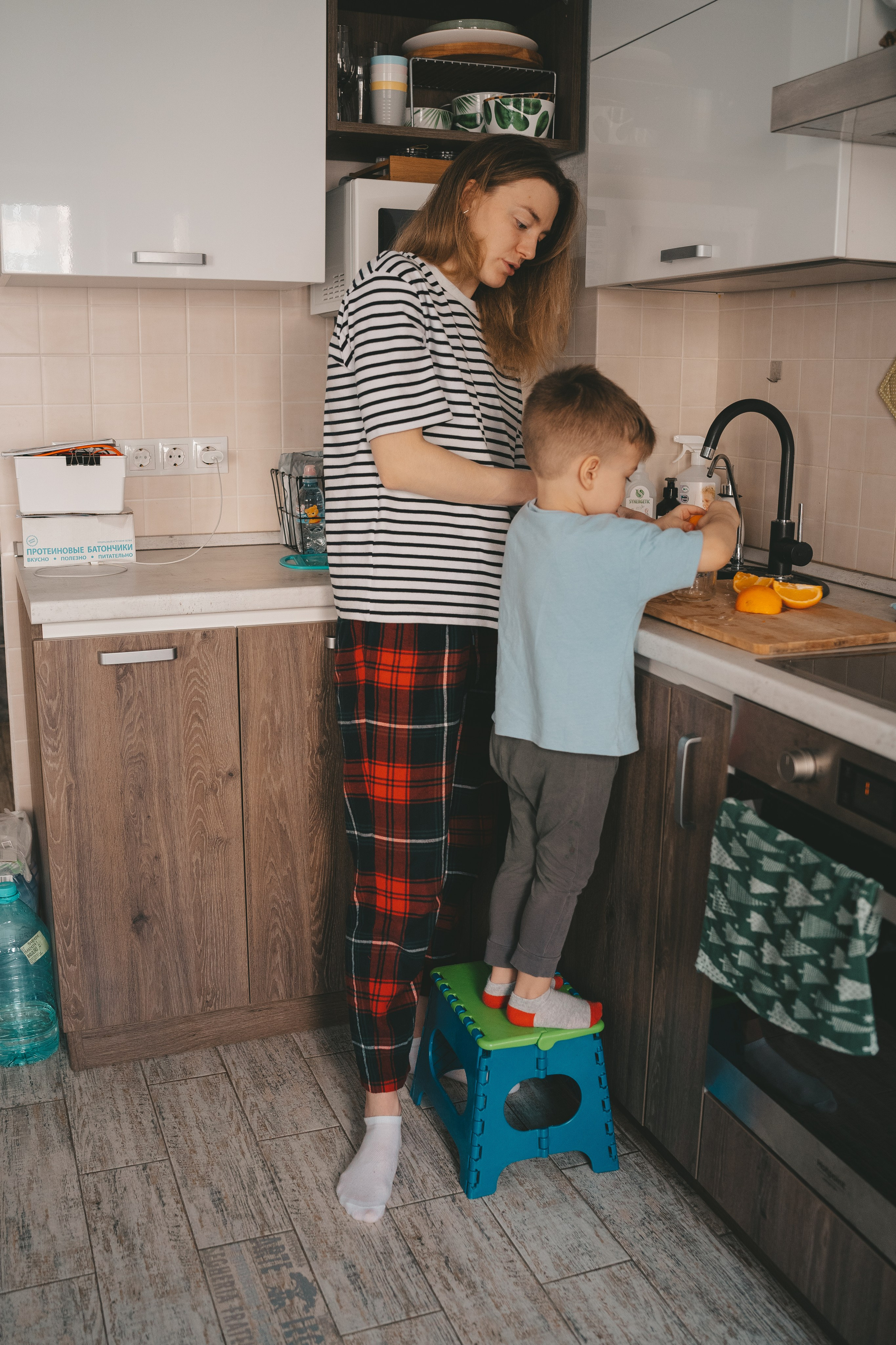 Домашняя семейная съемка: мама и сын. Фотограф Екатерина Канчалаба