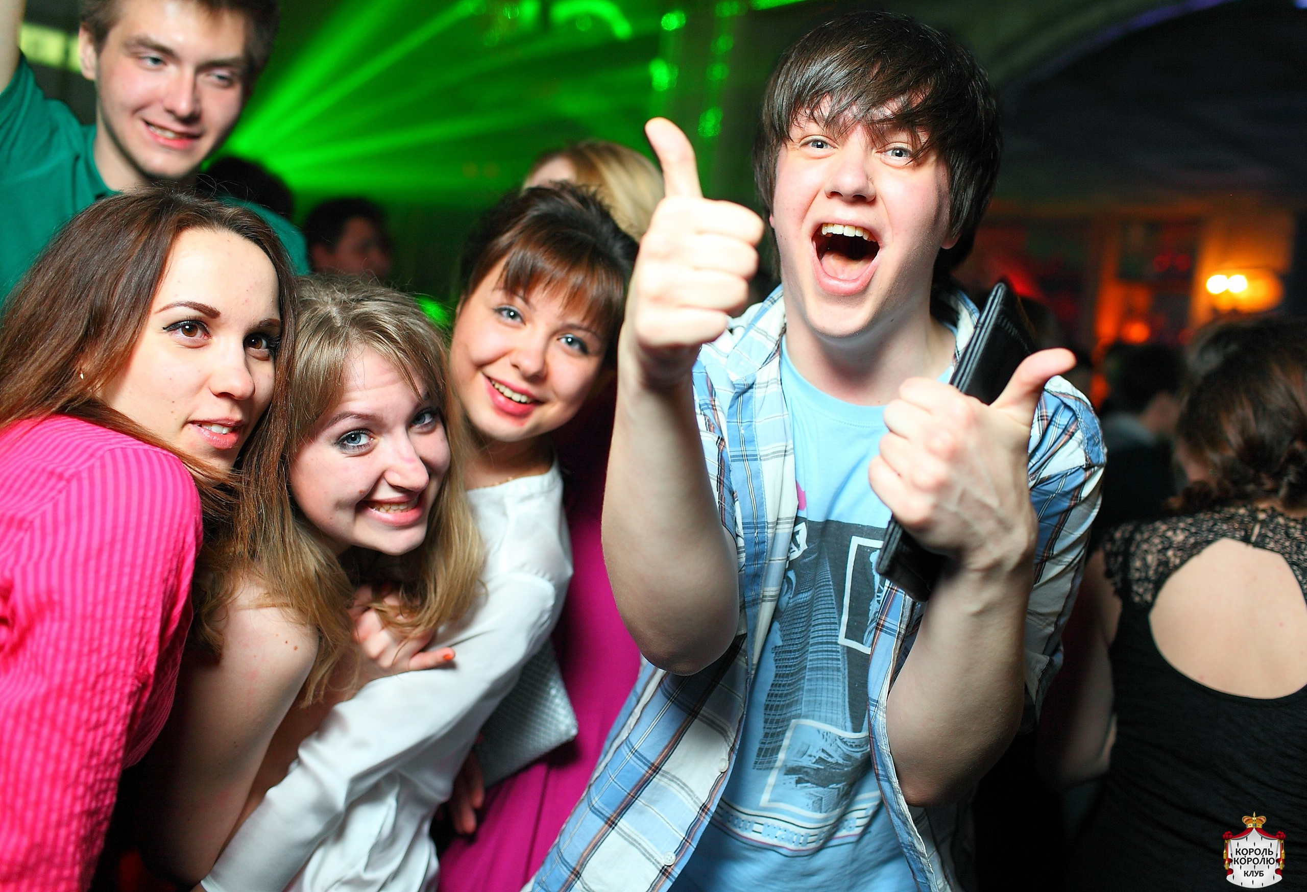 Портфолио фотографа на съемку выпускных. Свадебный и репортажный фотограф в Ярославле и Санкт-Петербурге Роман Микрюков