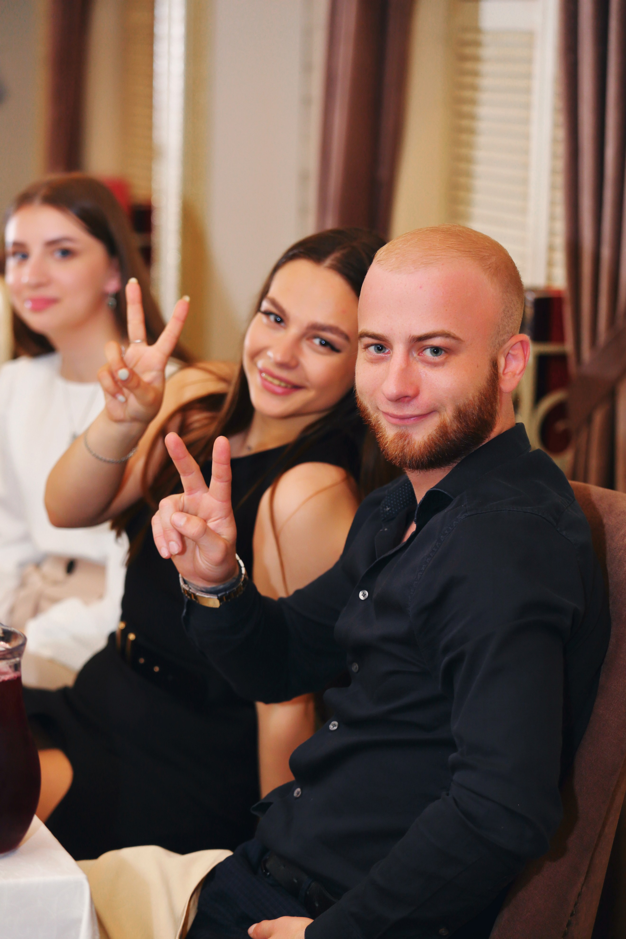 Съемка пары в отеле, на природе, в городе. Свадебный и репортажный фотограф в Ярославле и Санкт-Петербурге Роман Микрюков