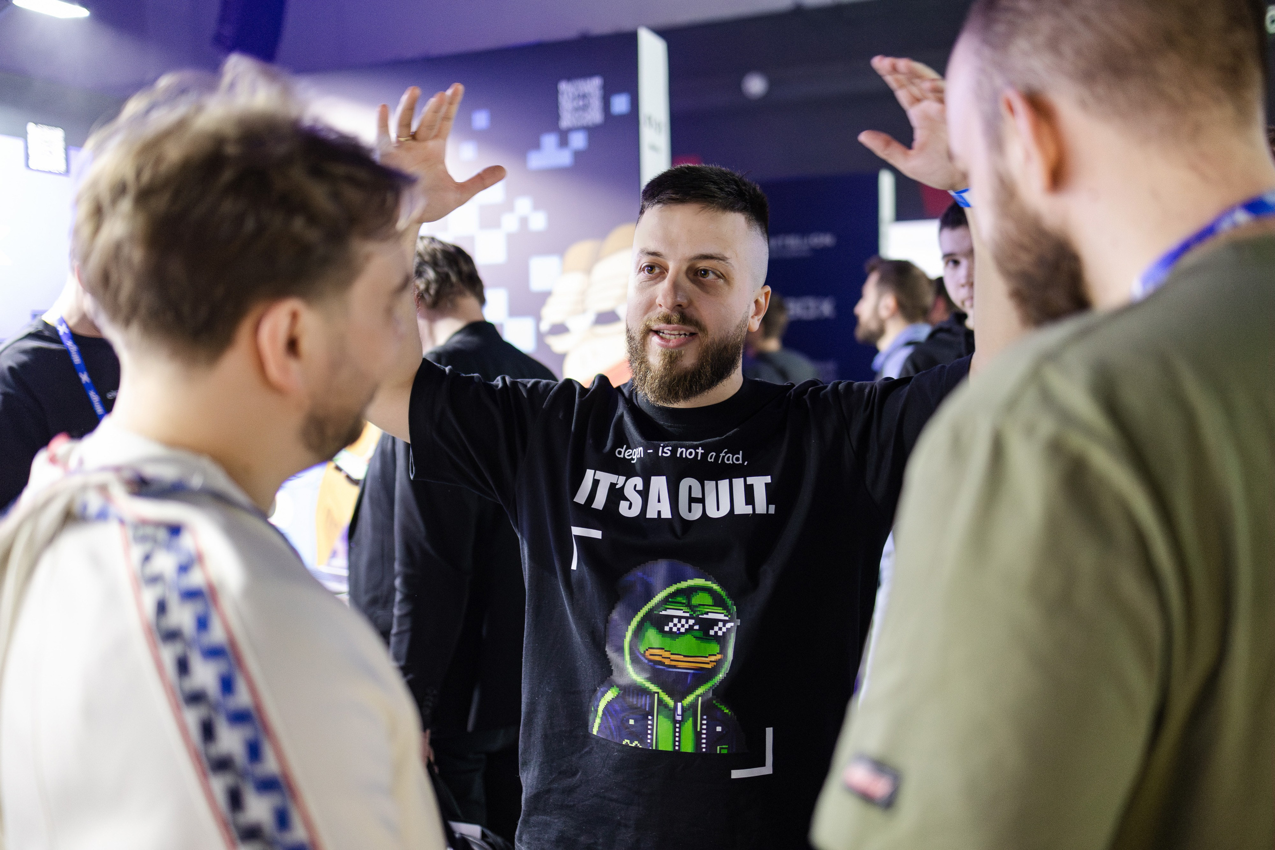 Crypto Summit. Свадебный репортажный фотограф в Москве