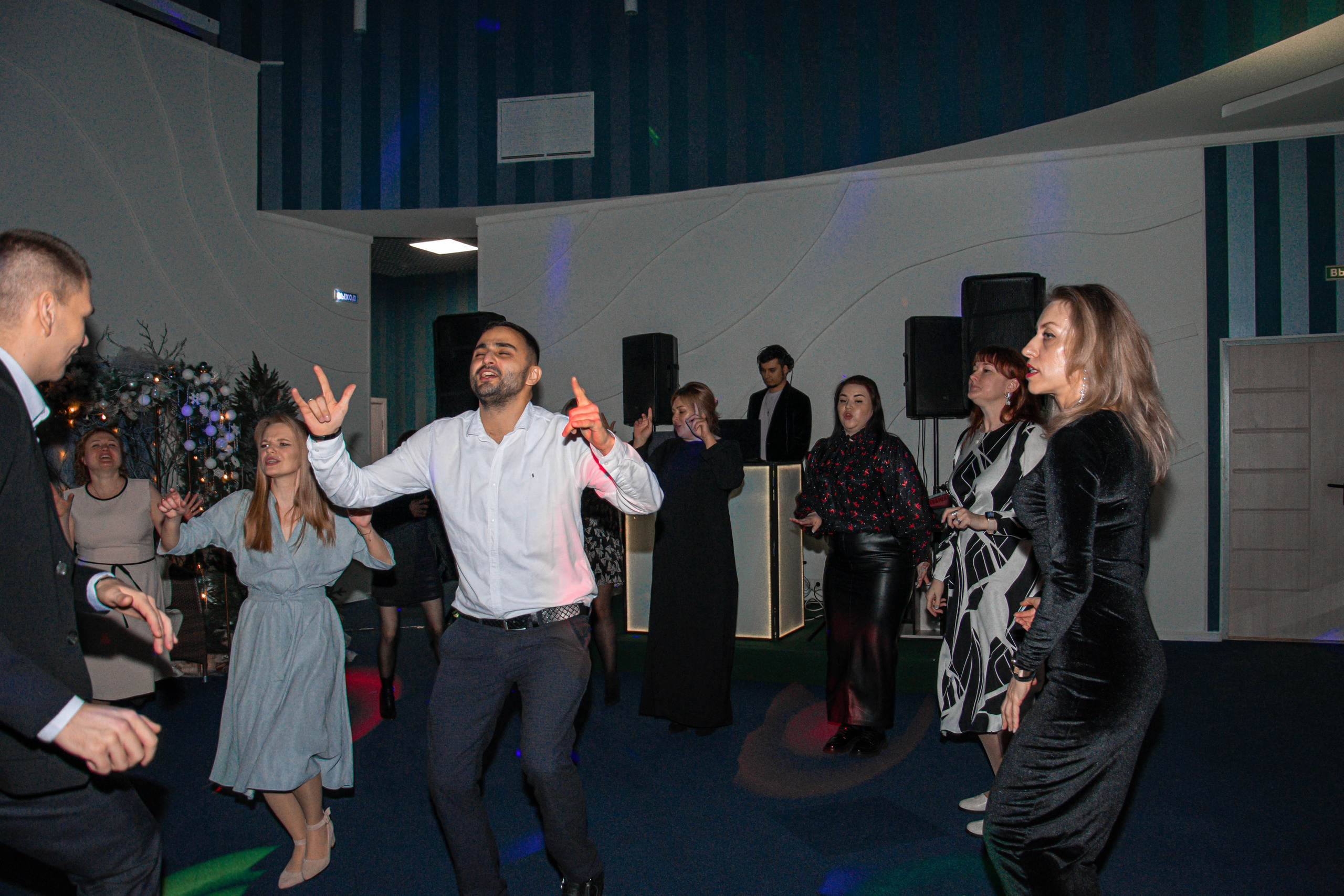 Корпоратив. Женский фотограф в Людиново и Киров