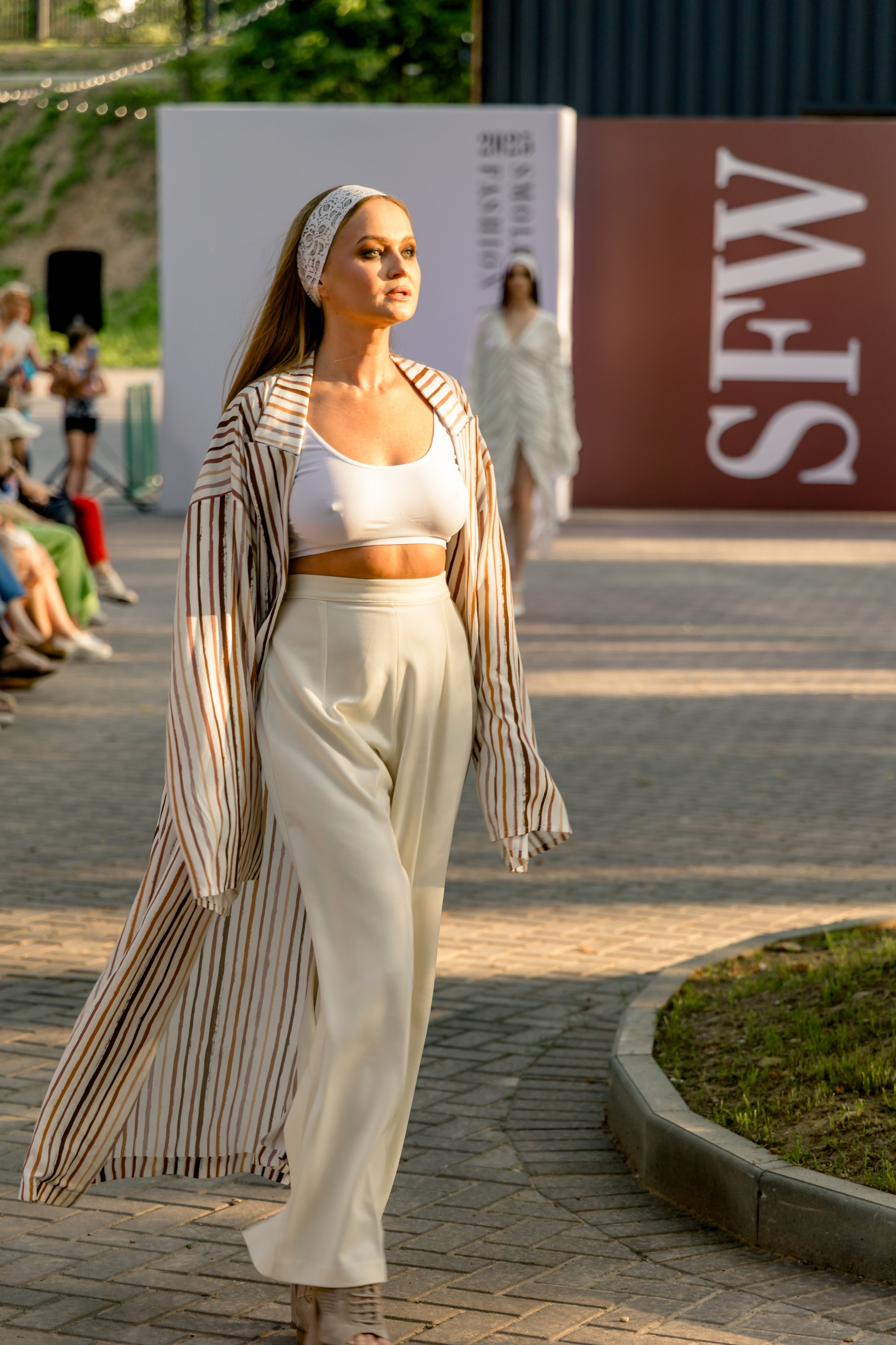 Smolensk Fashion Week 2025_показы_ДЕНЬ 1_ВЕЧЕРНИЙ ПОКАЗ_19:00. Главная