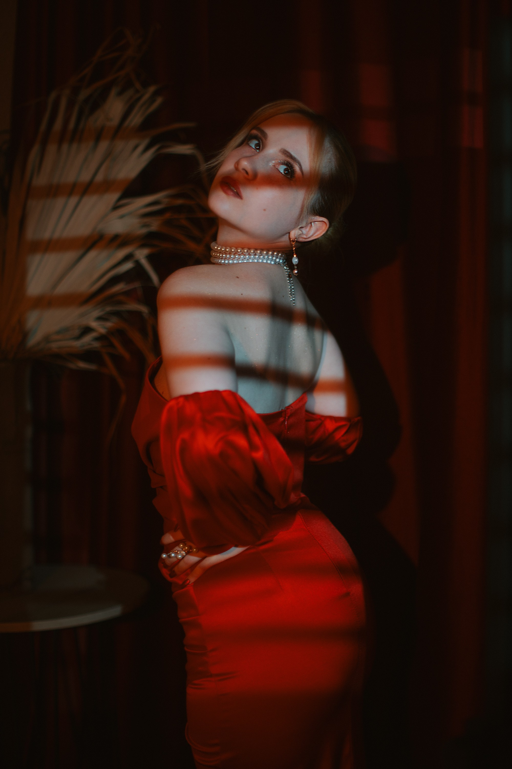 RED DRESS. Polaroud love