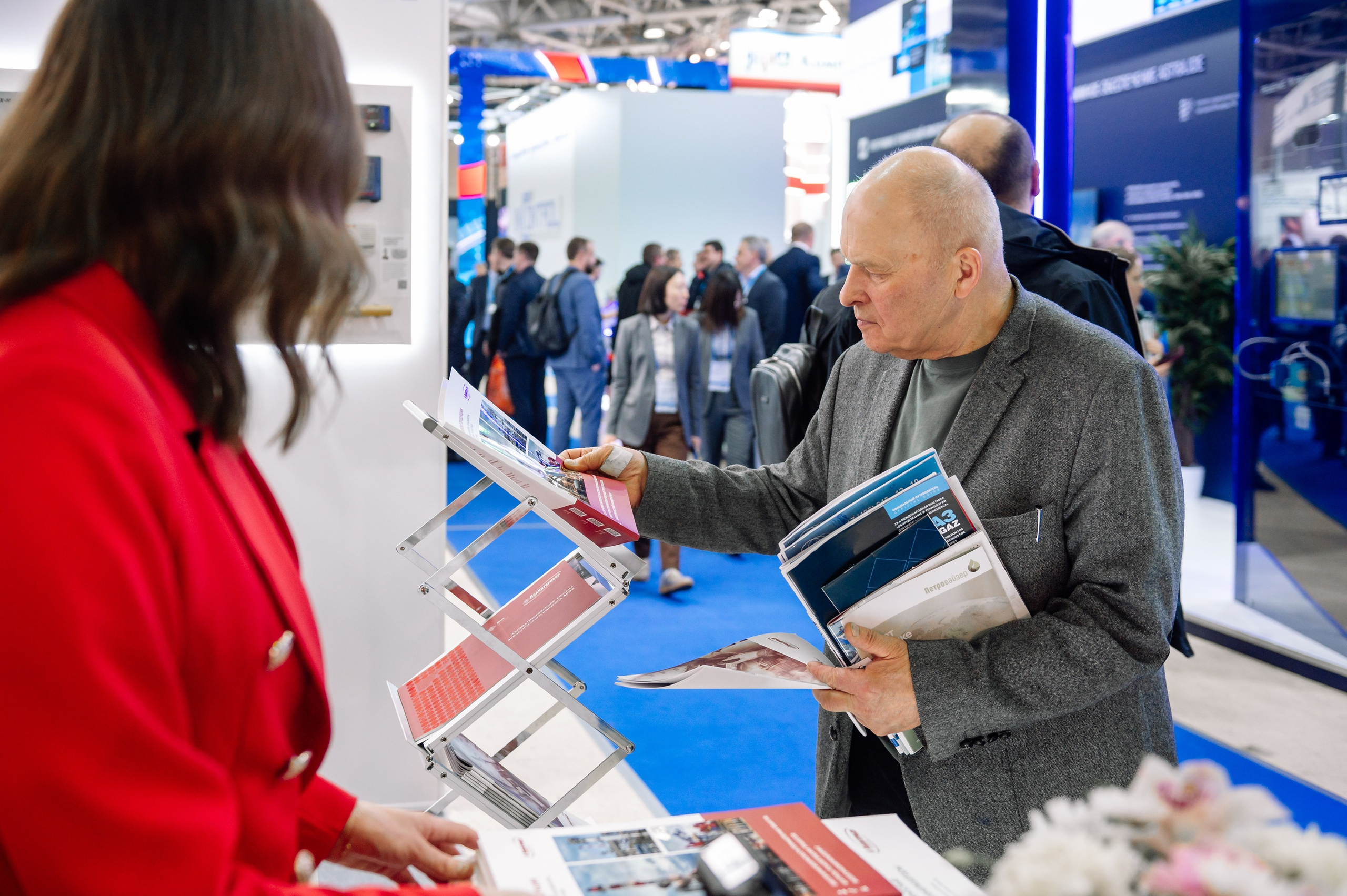 Аналитприбор на выставке Нефтегаз-24. Репортажный фотограф в Москве и по всему миру Степанова Юлия