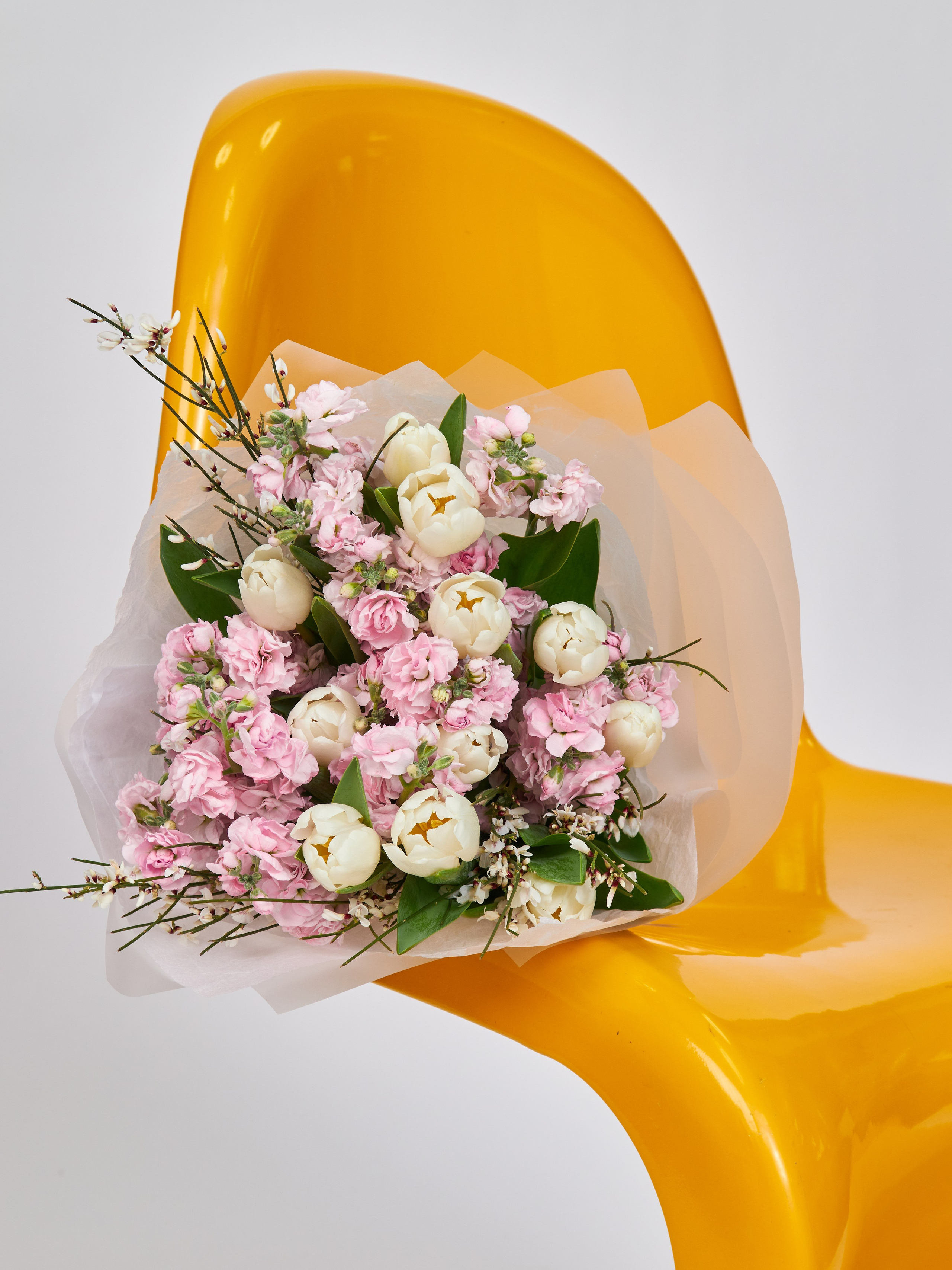 Фотограф в Москве для предметной и модельной съемки вашей одежды под ключ